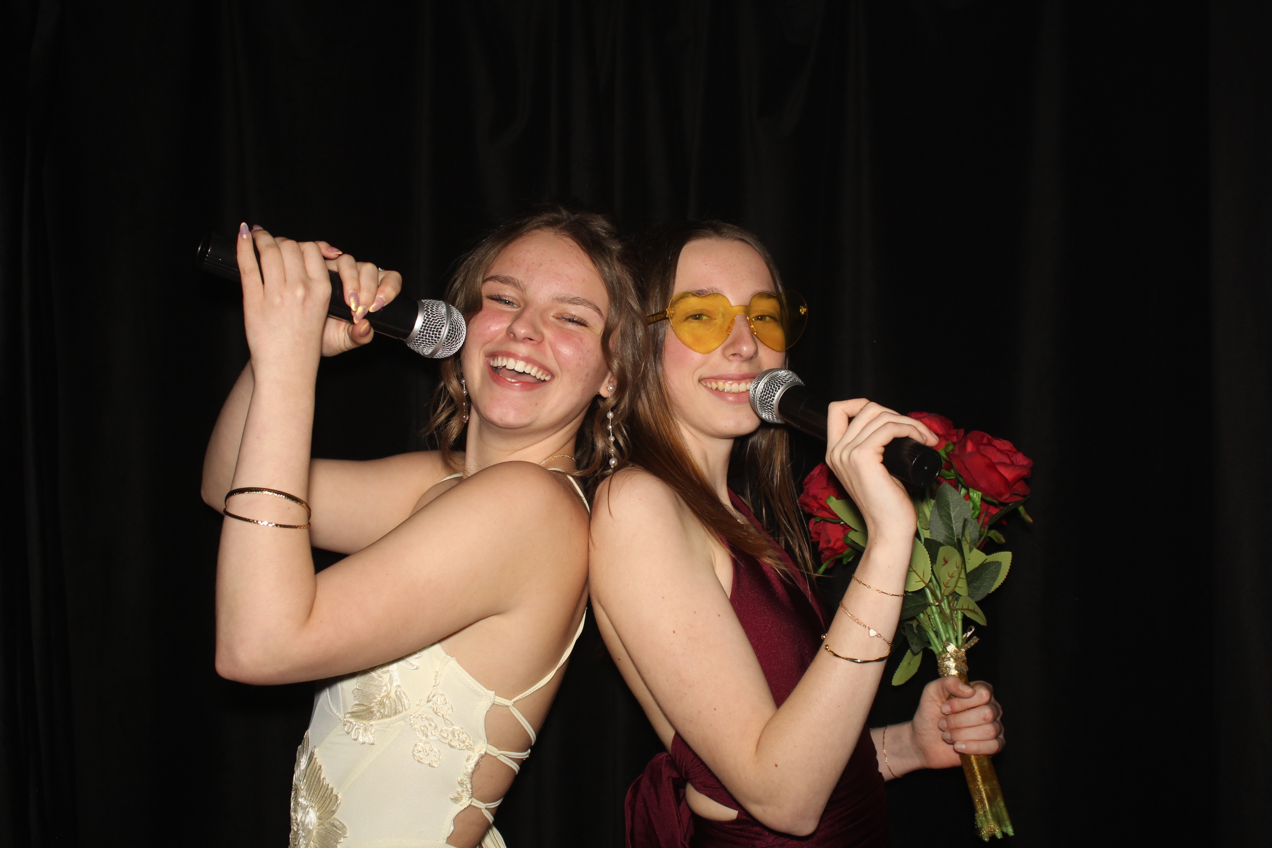  Cooper High School Prom | View more photos from the event at gallery.photoboothcincy.com/u/PhotoBoothCincy/Cooper-High-School-Prom-0