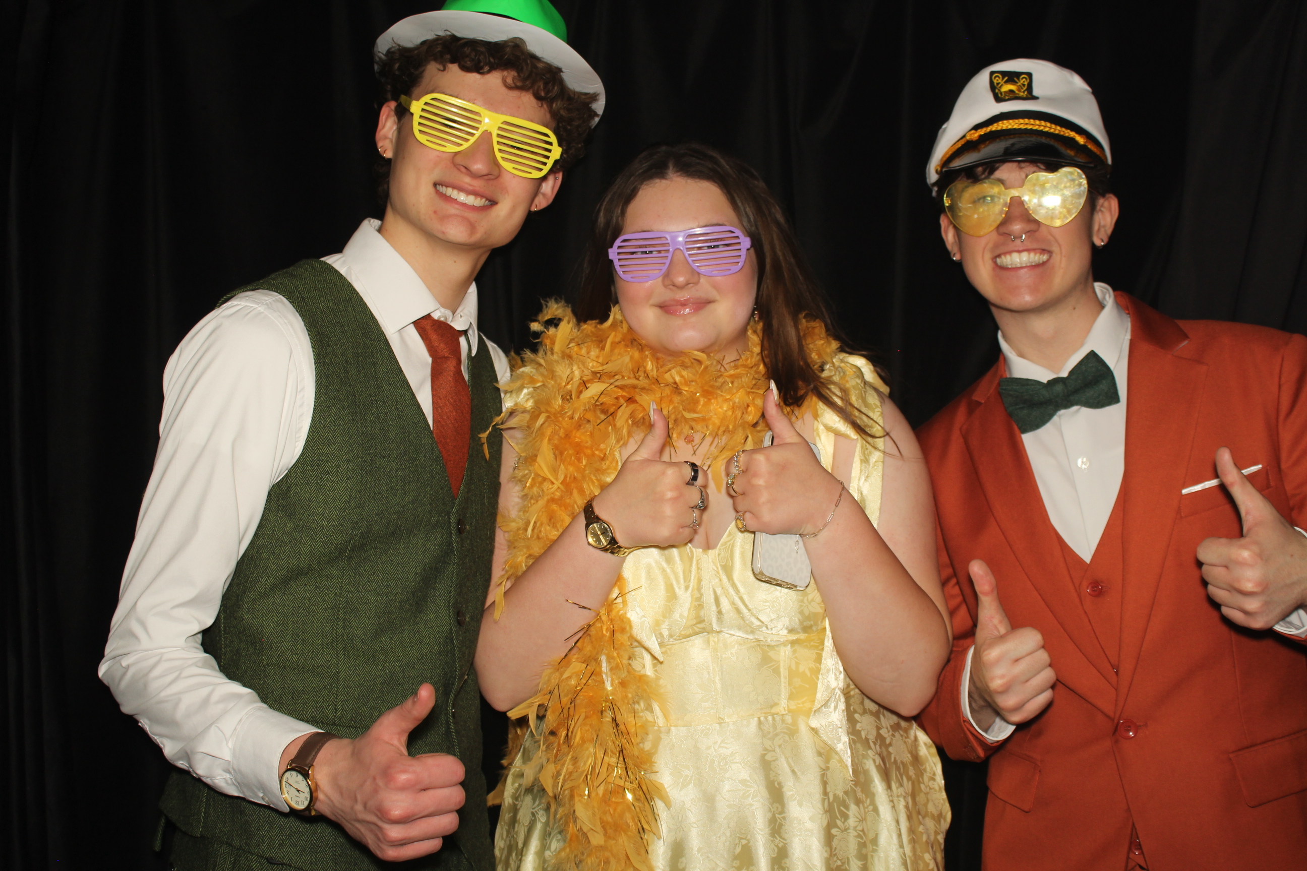  Cooper High School Prom | View more photos from the event at gallery.photoboothcincy.com/u/PhotoBoothCincy/Cooper-High-School-Prom-0