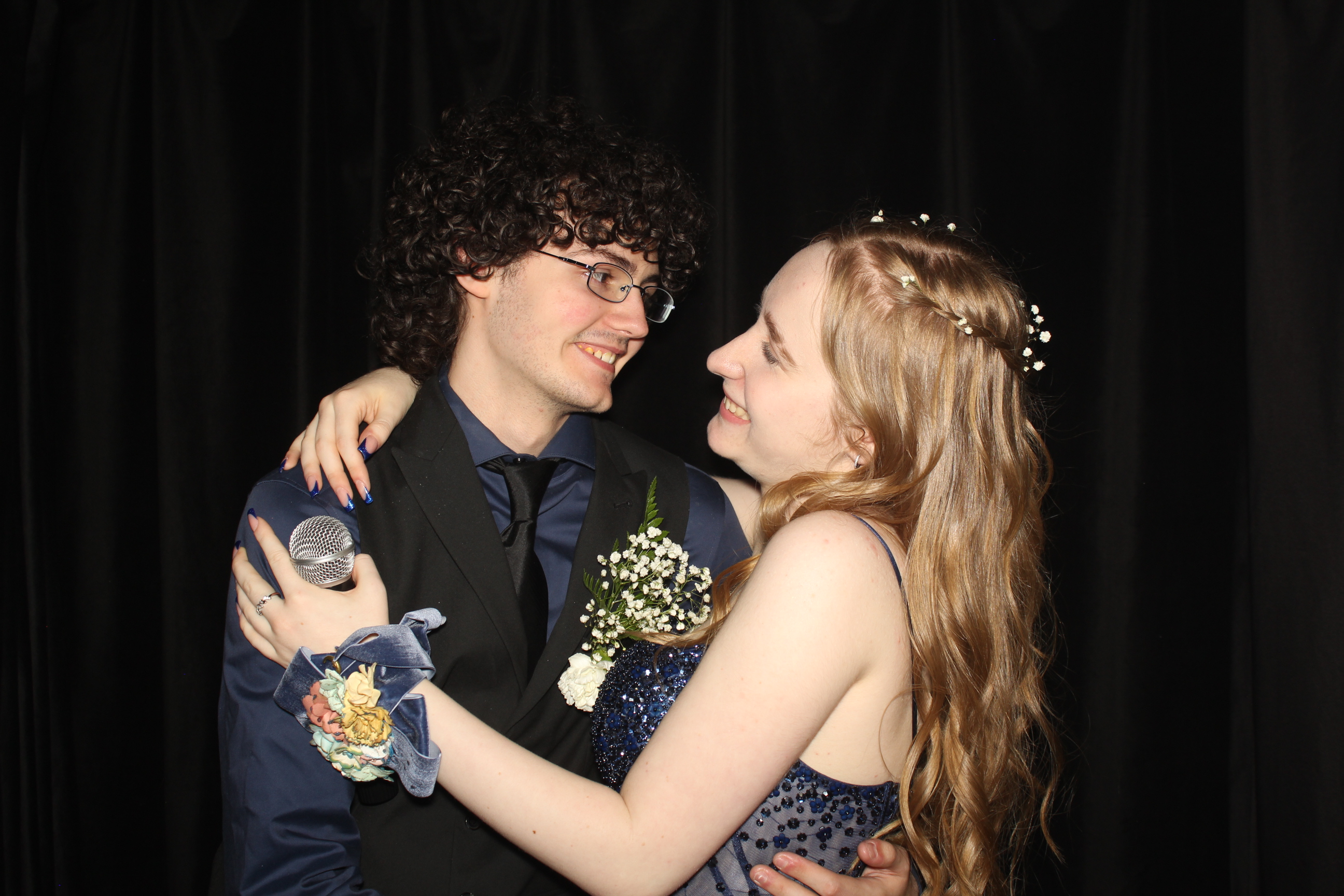  Cooper High School Prom | View more photos from the event at gallery.photoboothcincy.com/u/PhotoBoothCincy/Cooper-High-School-Prom-0