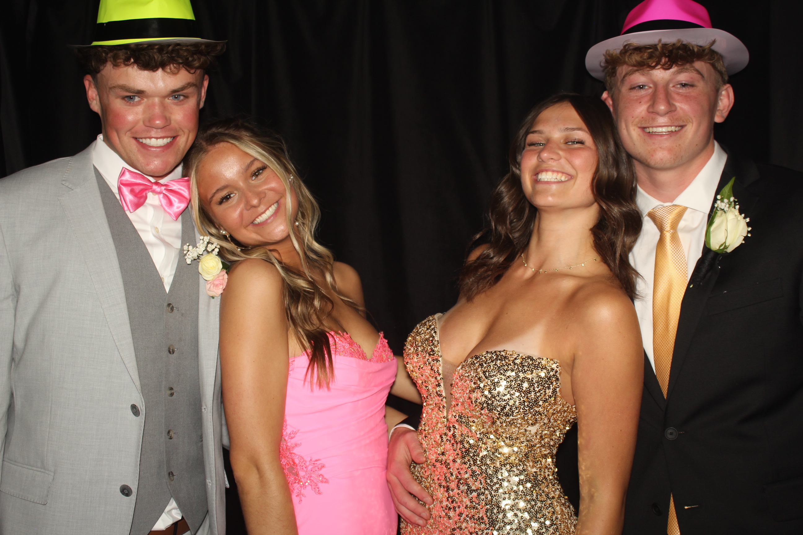  Cooper High School Prom | View more photos from the event at gallery.photoboothcincy.com/u/PhotoBoothCincy/Cooper-High-School-Prom-0