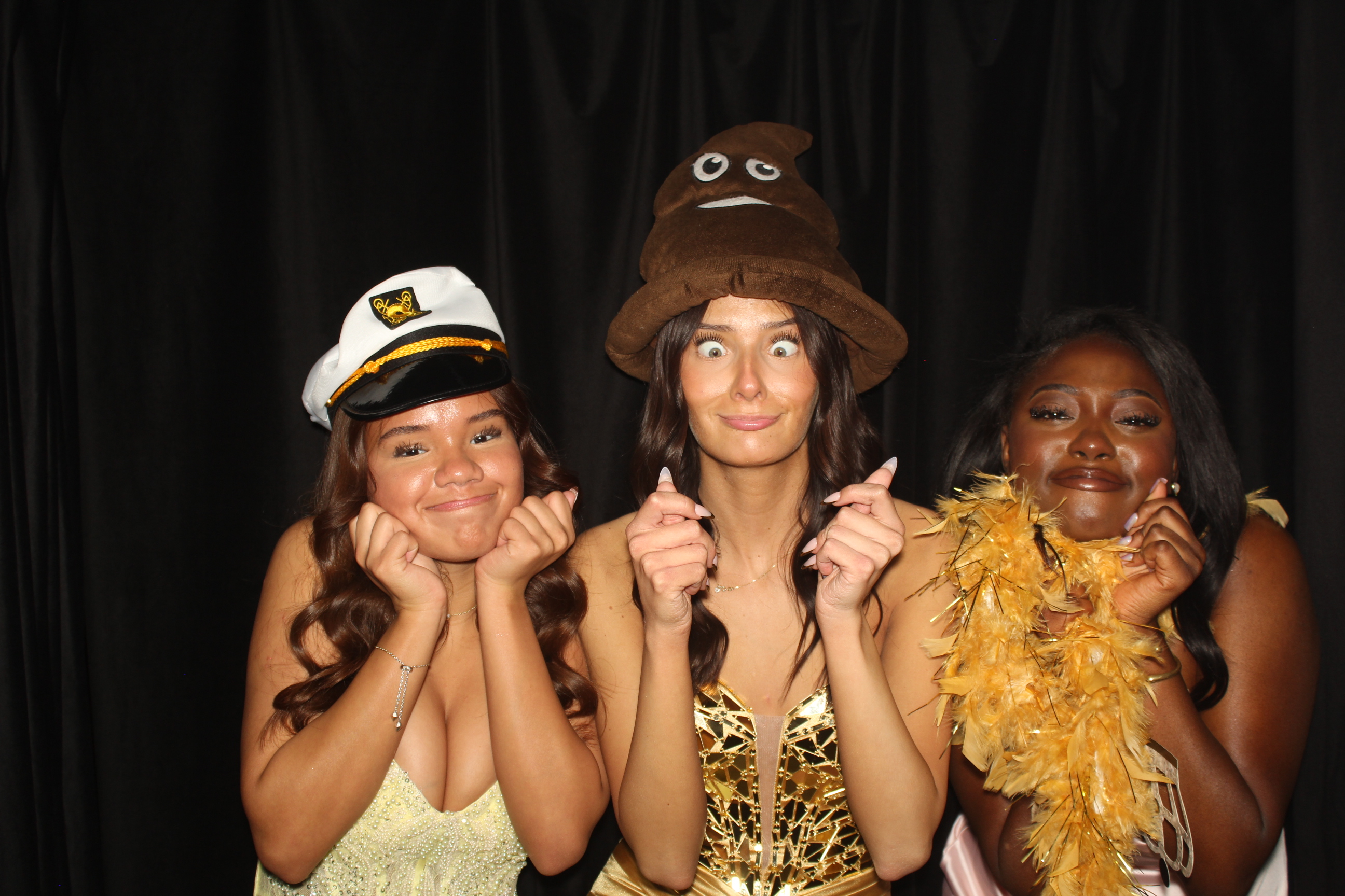 Cooper High School Prom | View more photos from the event at gallery.photoboothcincy.com/u/PhotoBoothCincy/Cooper-High-School-Prom-0