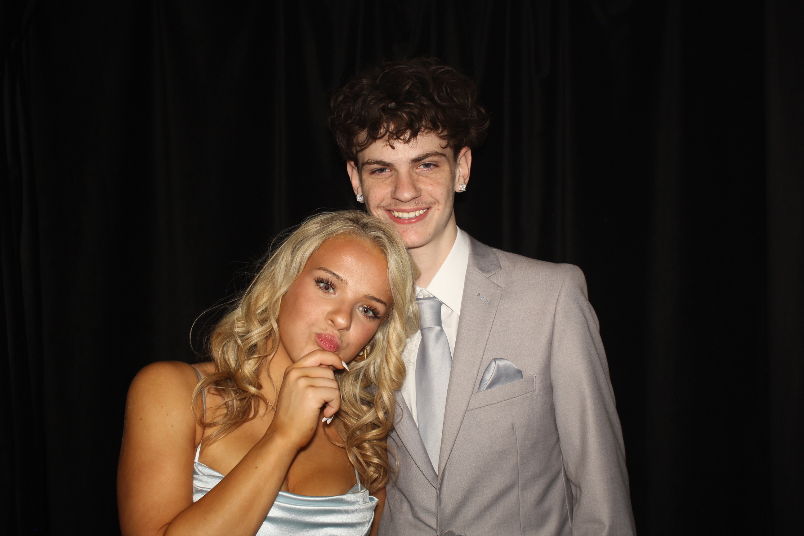  Cooper High School Prom | View more photos from the event at gallery.photoboothcincy.com/u/PhotoBoothCincy/Cooper-High-School-Prom-0