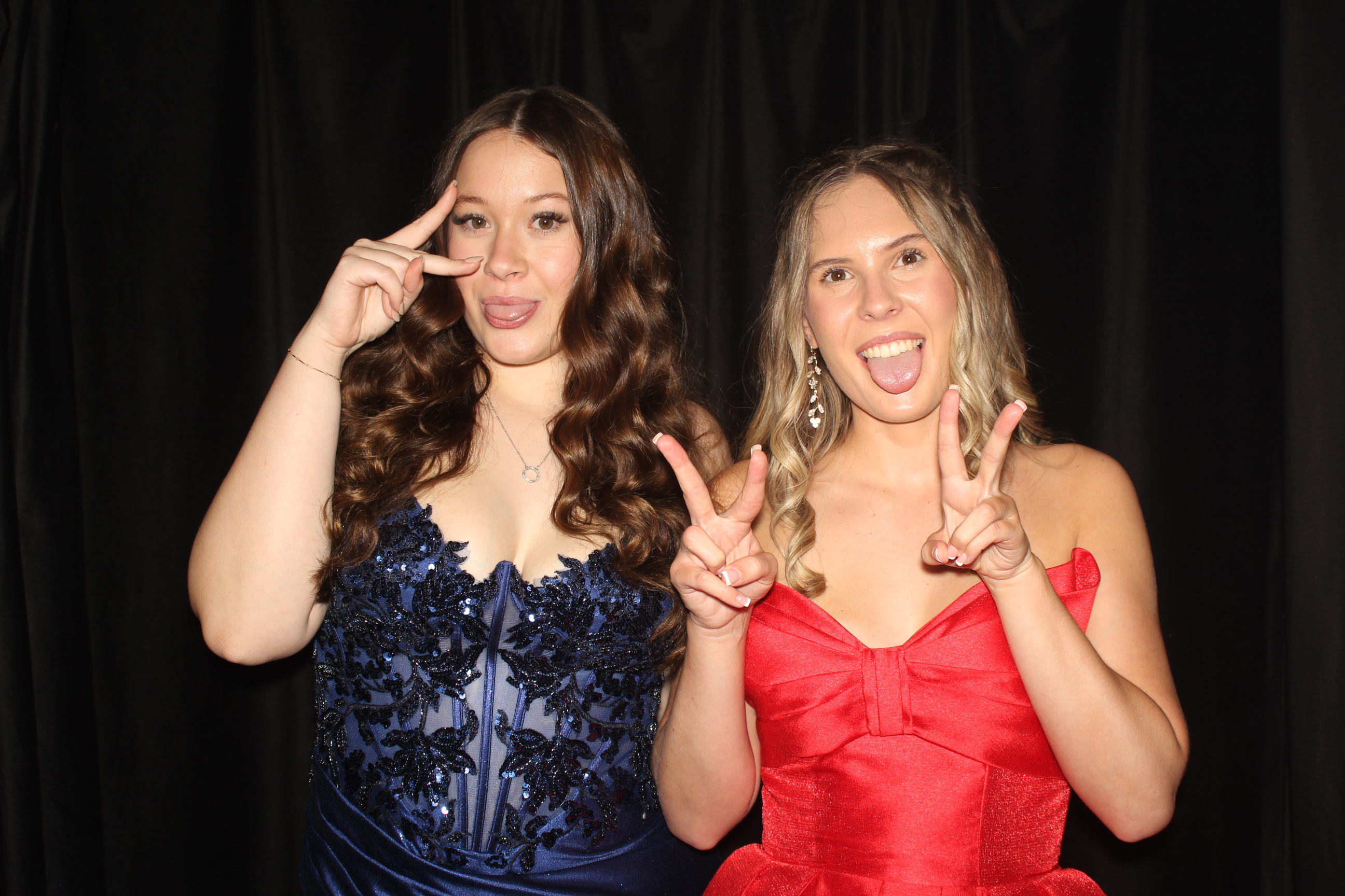  Cooper High School Prom | View more photos from the event at gallery.photoboothcincy.com/u/PhotoBoothCincy/Cooper-High-School-Prom-0