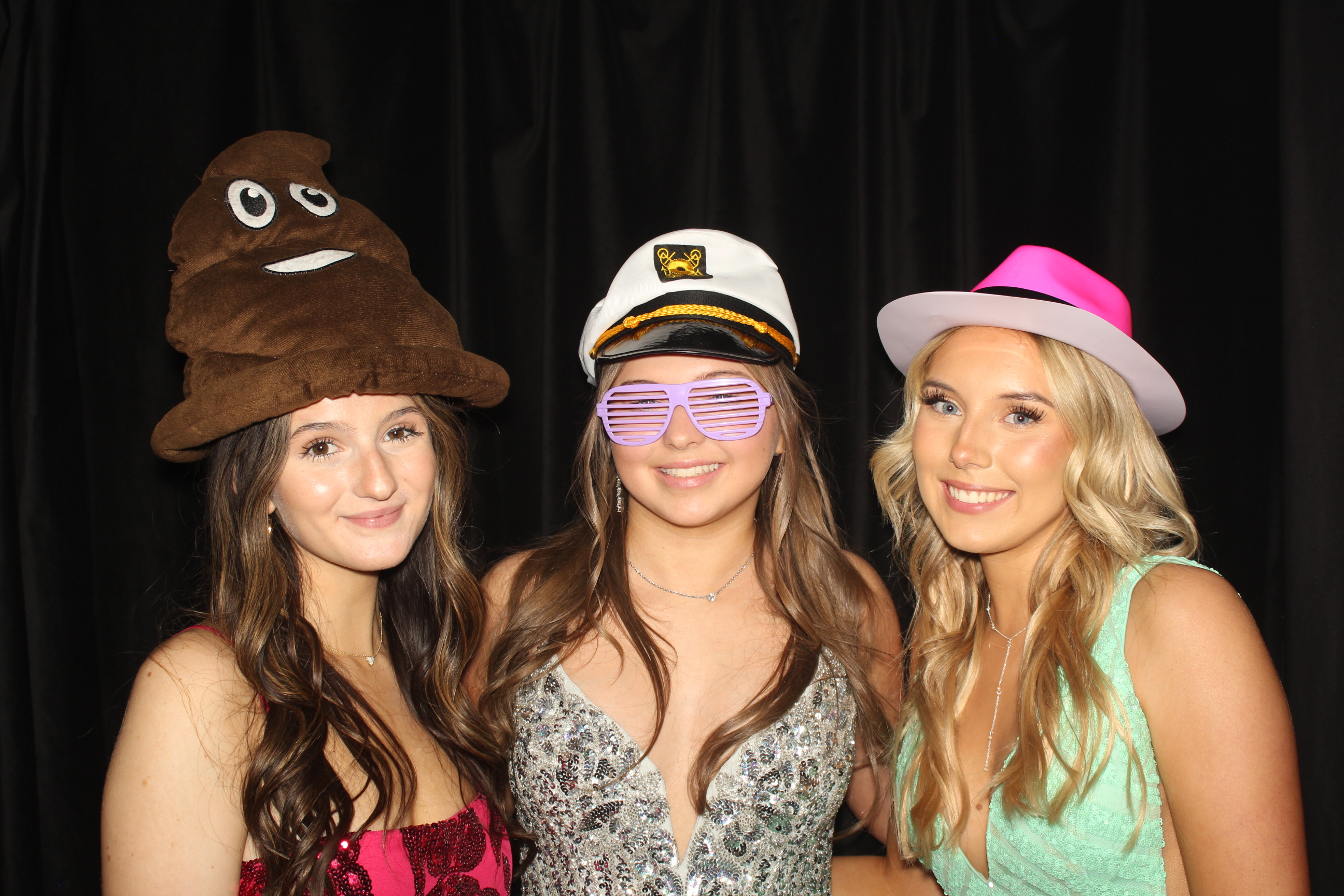  Cooper High School Prom | View more photos from the event at gallery.photoboothcincy.com/u/PhotoBoothCincy/Cooper-High-School-Prom-0