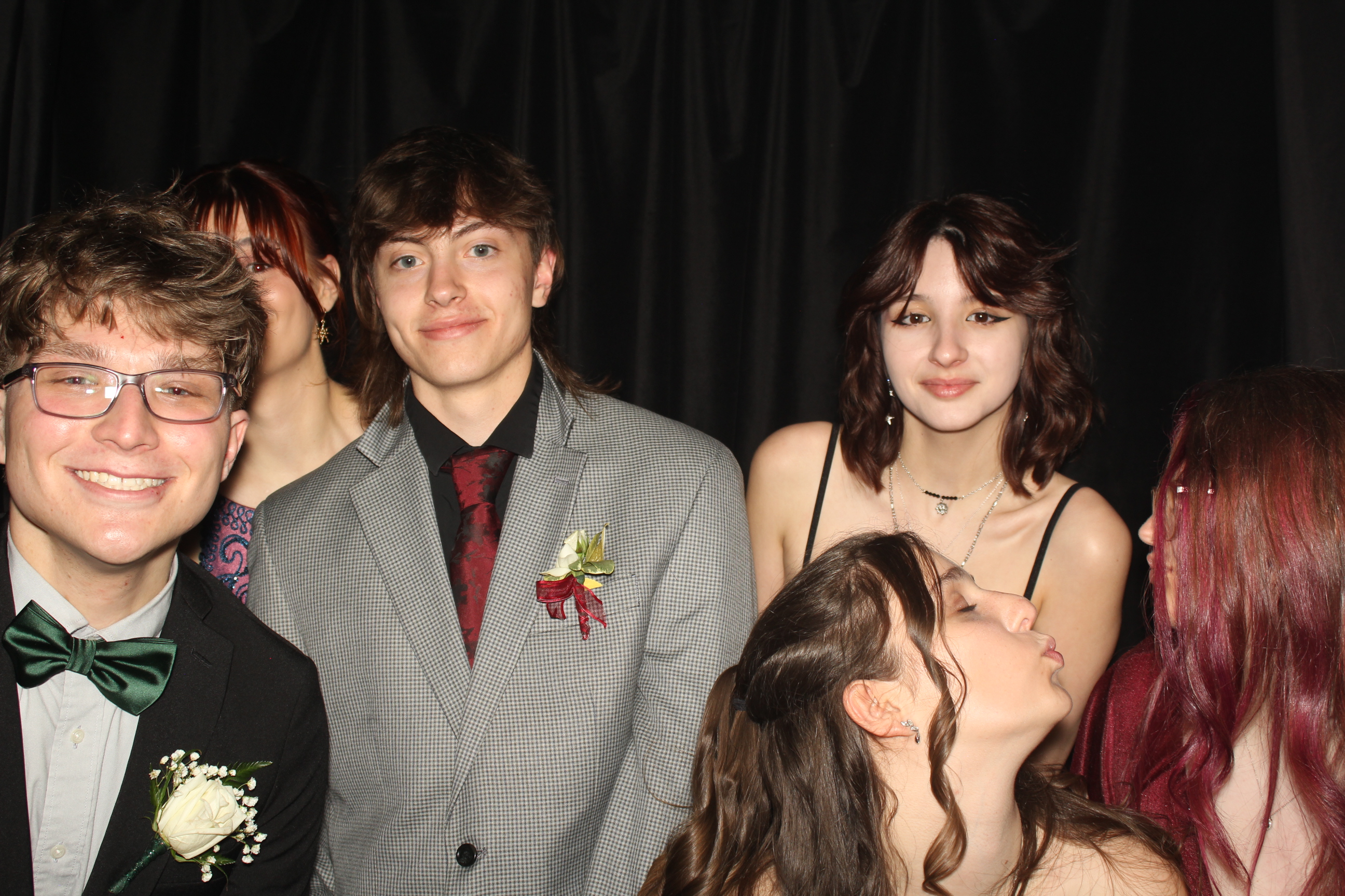  Cooper High School Prom | View more photos from the event at gallery.photoboothcincy.com/u/PhotoBoothCincy/Cooper-High-School-Prom-0
