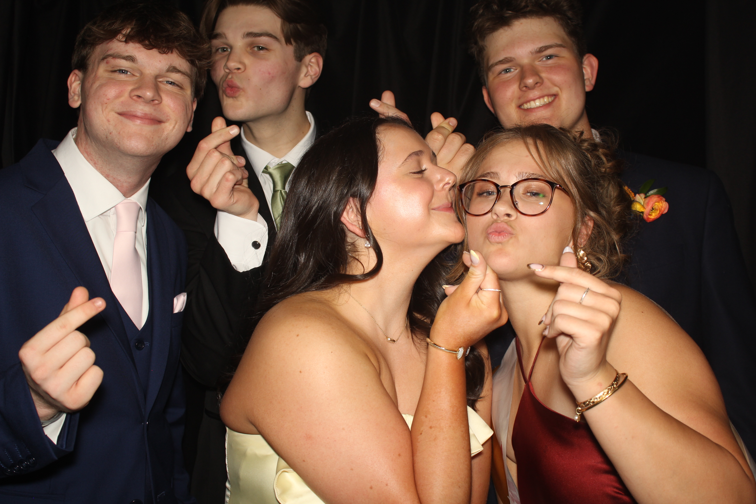  Cooper High School Prom | View more photos from the event at gallery.photoboothcincy.com/u/PhotoBoothCincy/Cooper-High-School-Prom-0