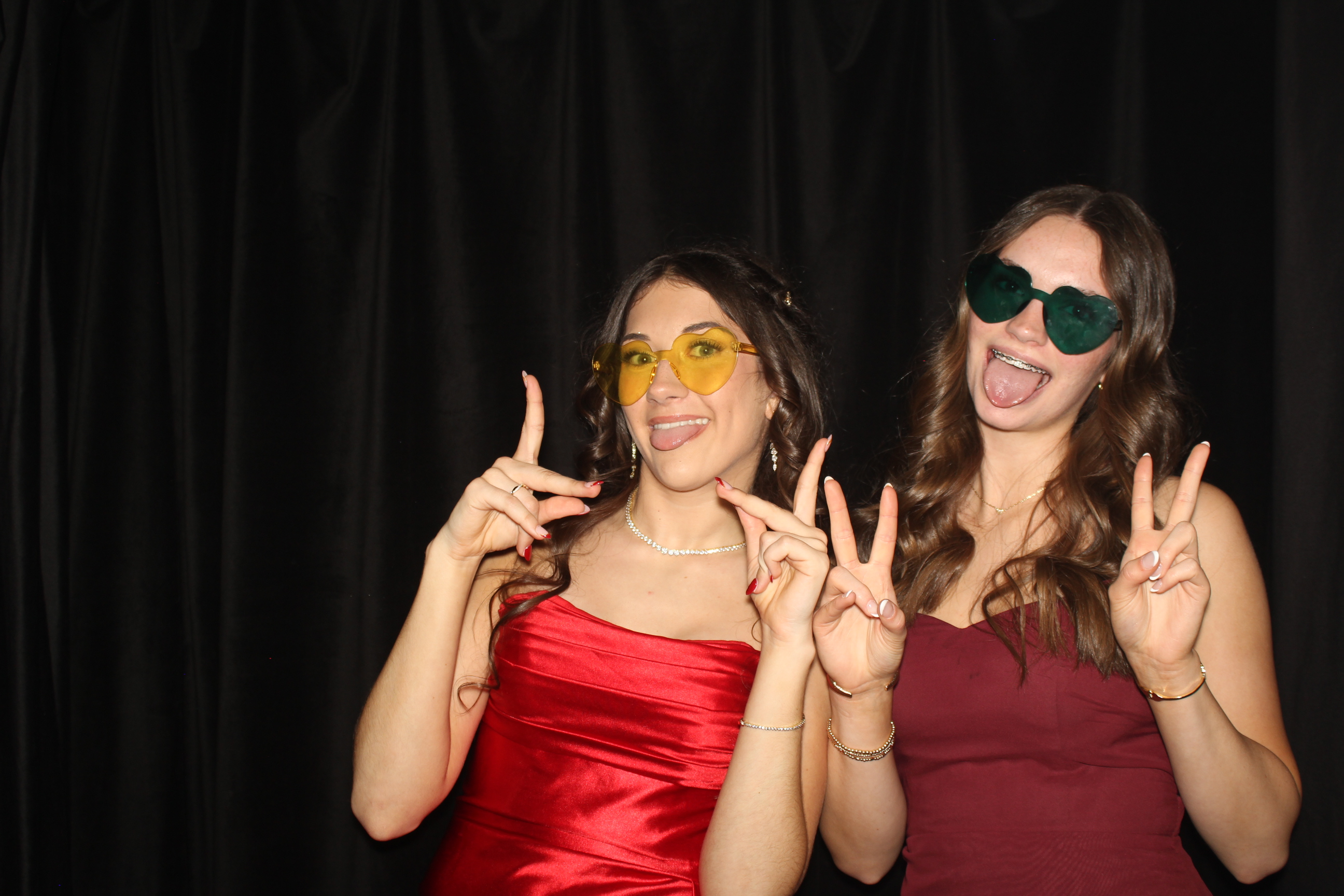  Cooper High School Prom | View more photos from the event at gallery.photoboothcincy.com/u/PhotoBoothCincy/Cooper-High-School-Prom-0