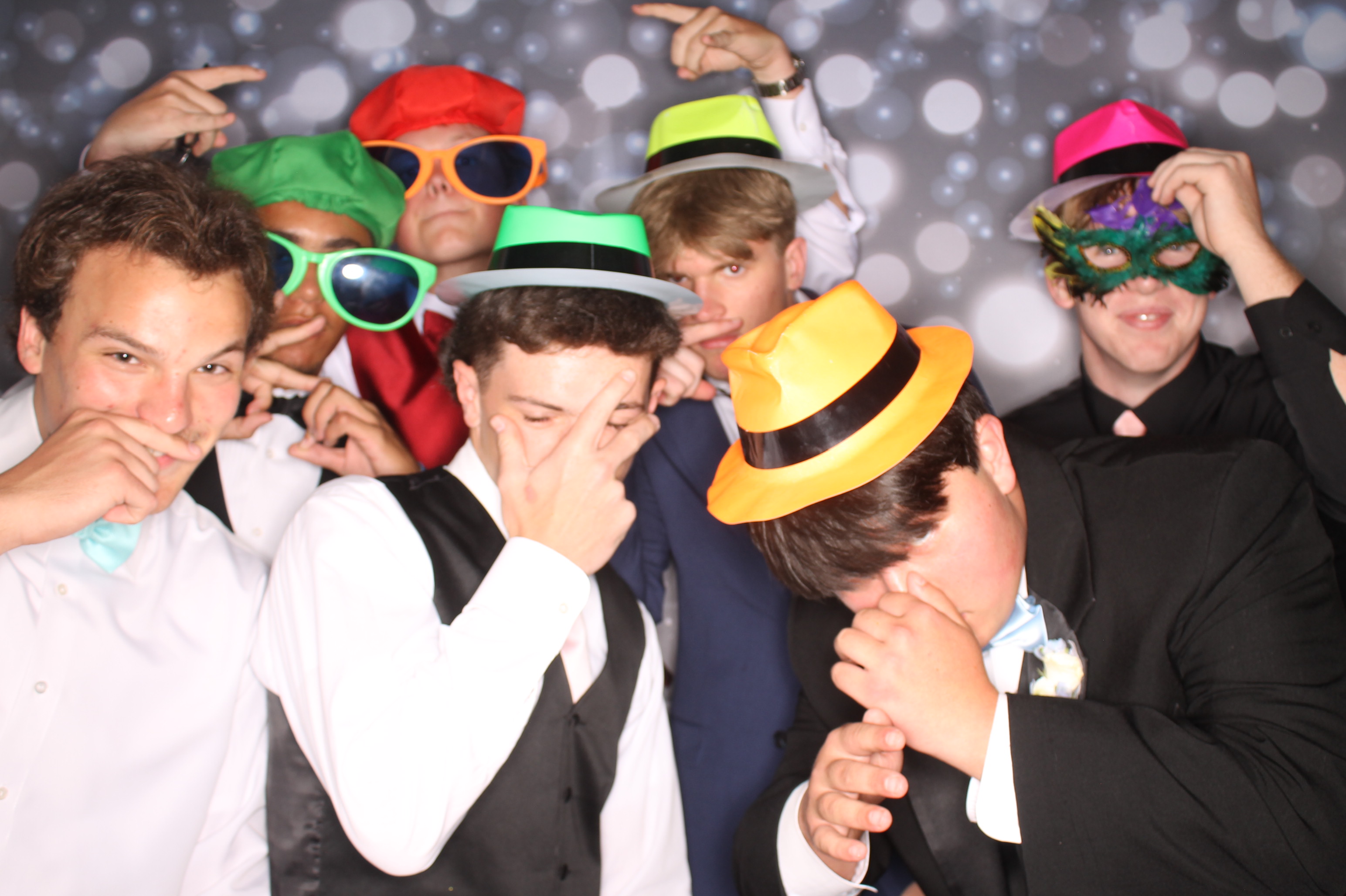 Covington Catholic Prom | View more photos from the event at gallery.photoboothcincy.com/u/PhotoBoothCincy/Covington-Catholic-Prom-1