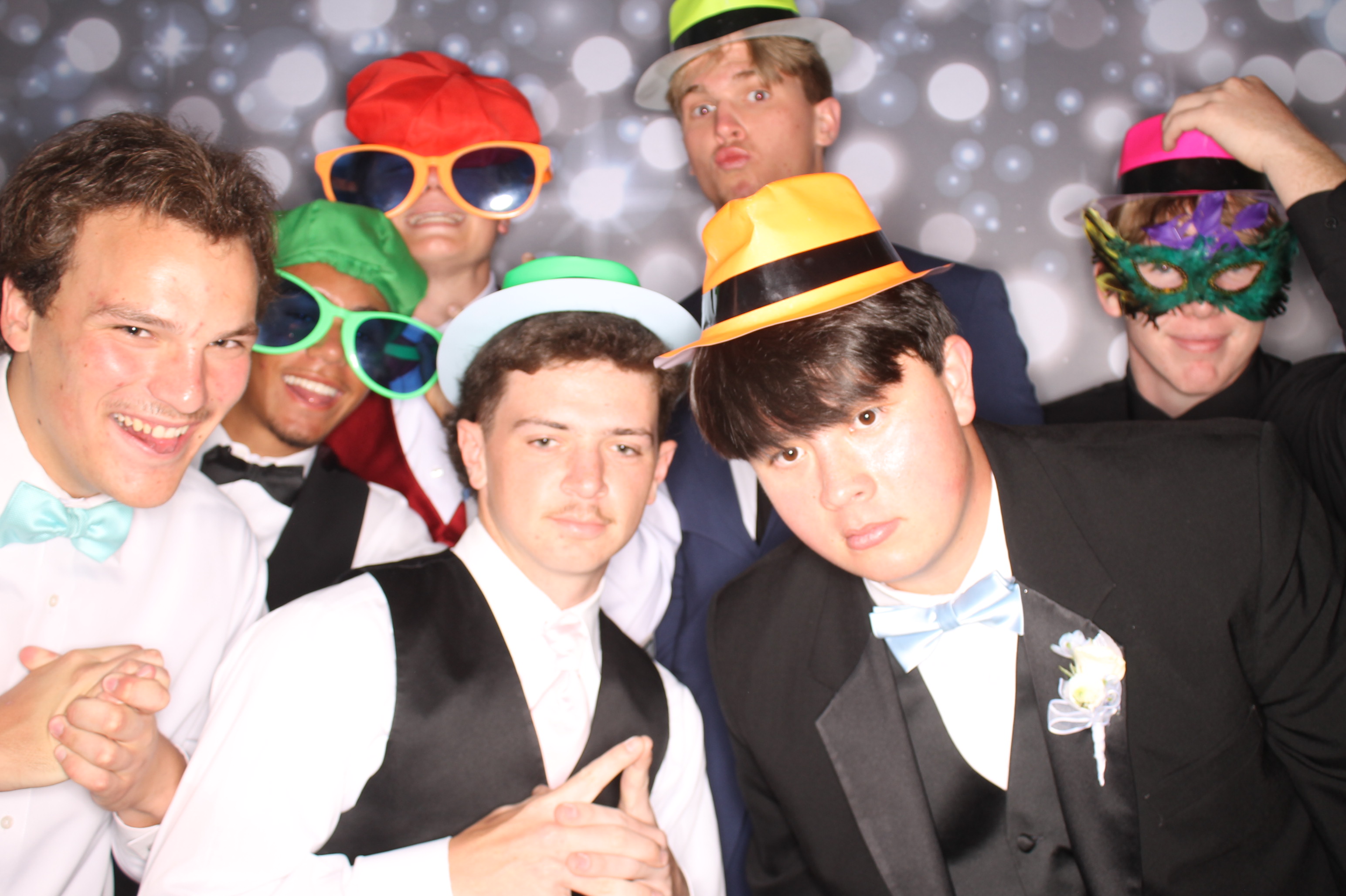 Covington Catholic Prom | View more photos from the event at gallery.photoboothcincy.com/u/PhotoBoothCincy/Covington-Catholic-Prom-1