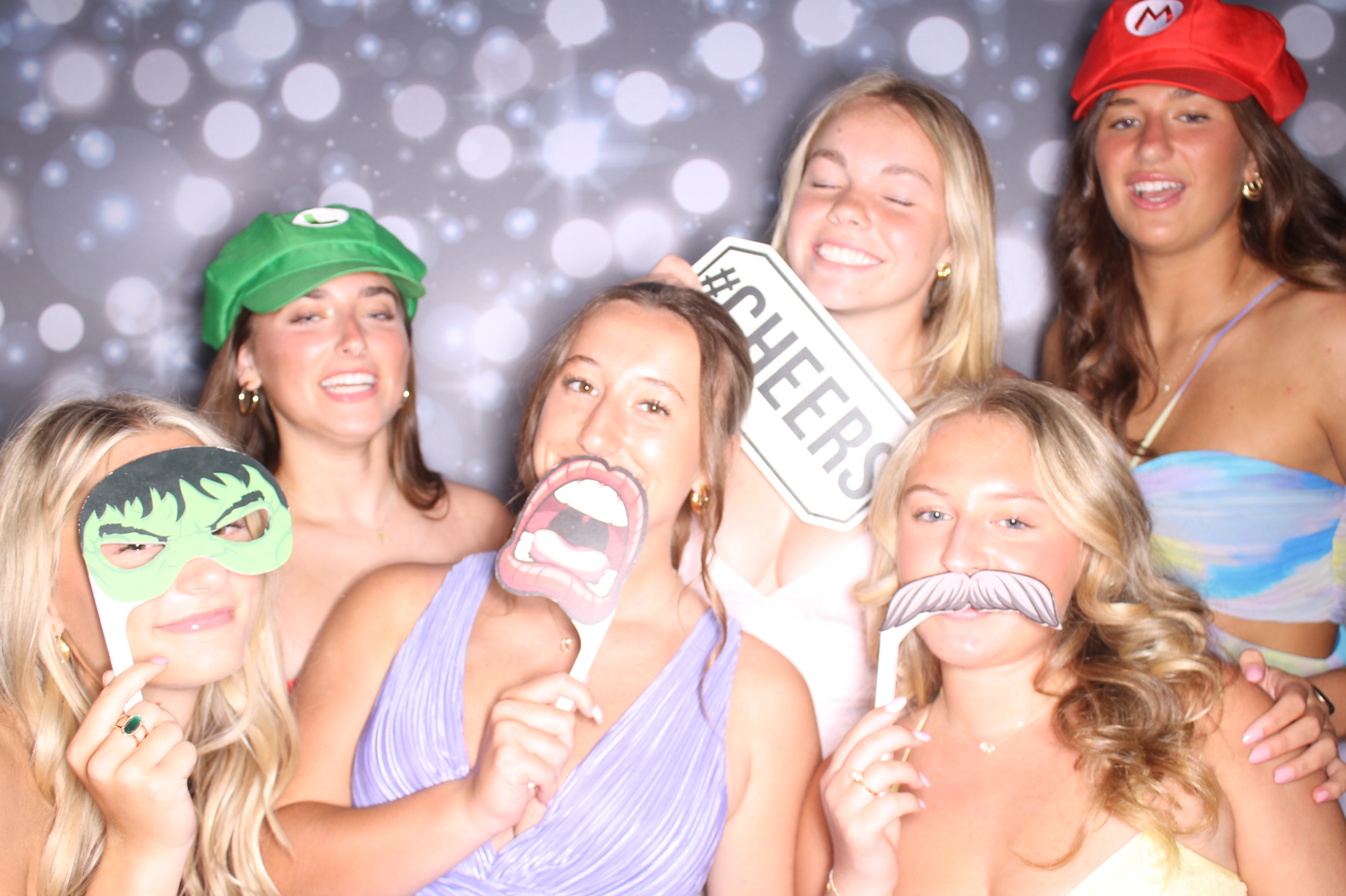 Covington Catholic Prom | View more photos from the event at gallery.photoboothcincy.com/u/PhotoBoothCincy/Covington-Catholic-Prom-1
