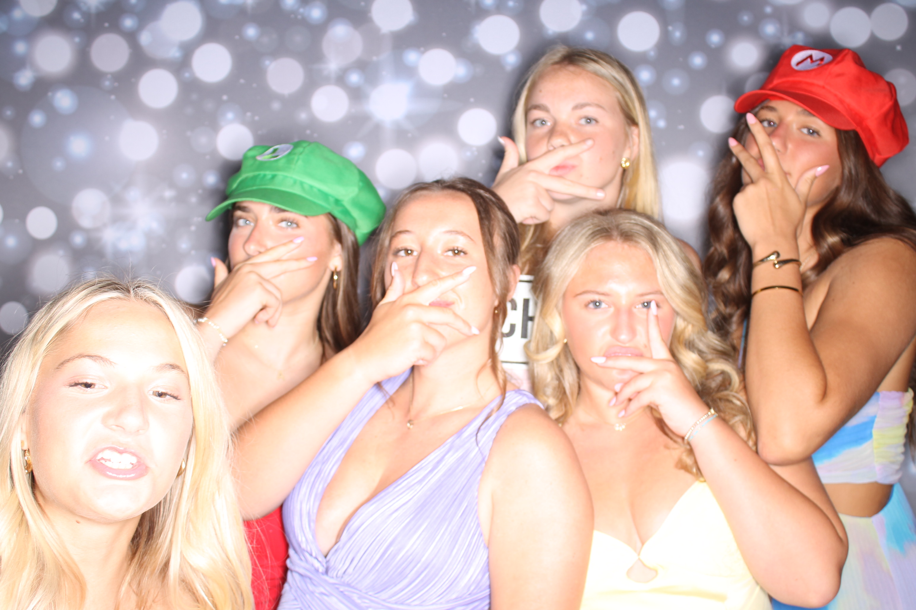 Covington Catholic Prom | View more photos from the event at gallery.photoboothcincy.com/u/PhotoBoothCincy/Covington-Catholic-Prom-1
