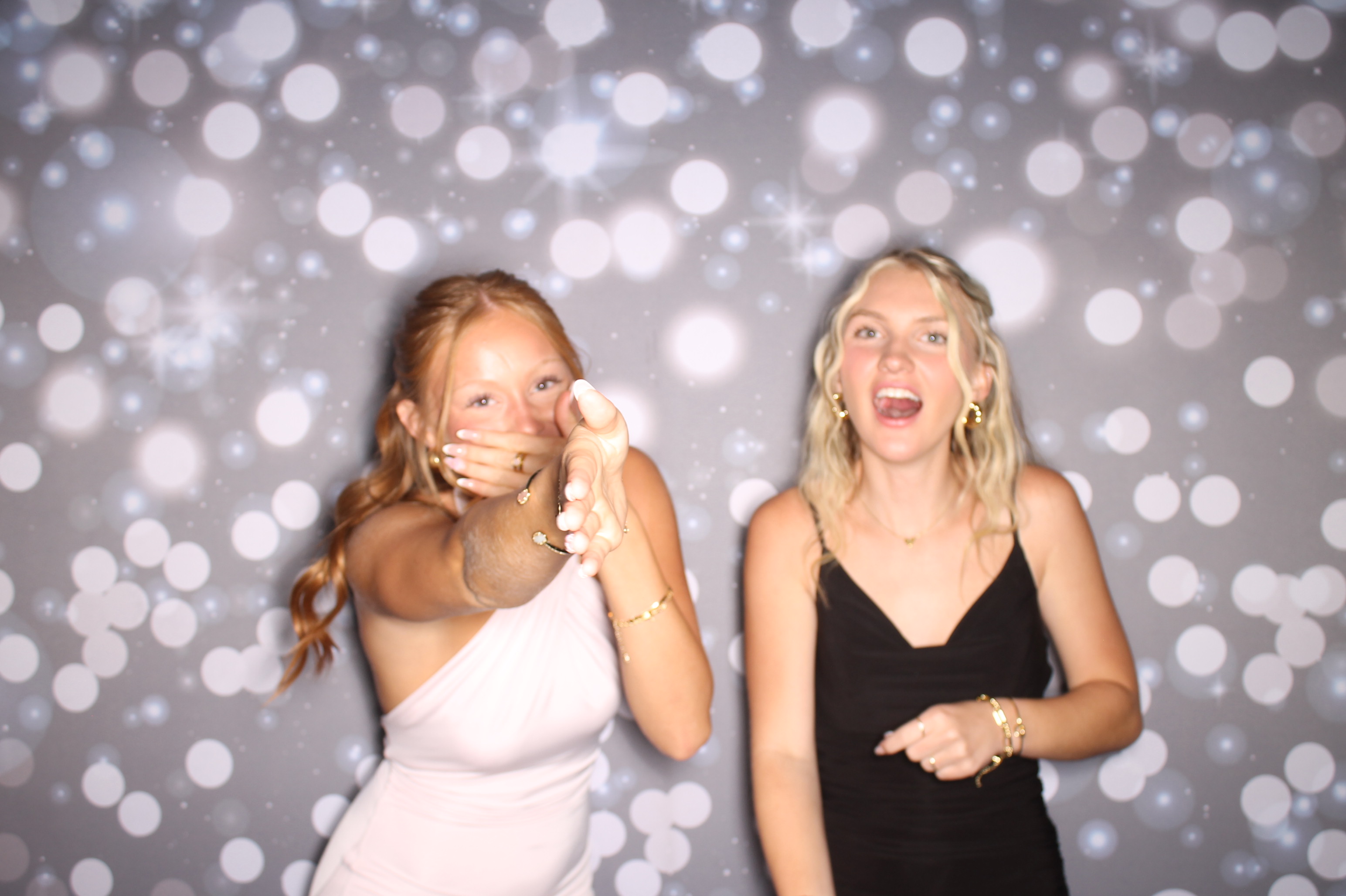 Covington Catholic Prom | View more photos from the event at gallery.photoboothcincy.com/u/PhotoBoothCincy/Covington-Catholic-Prom-1