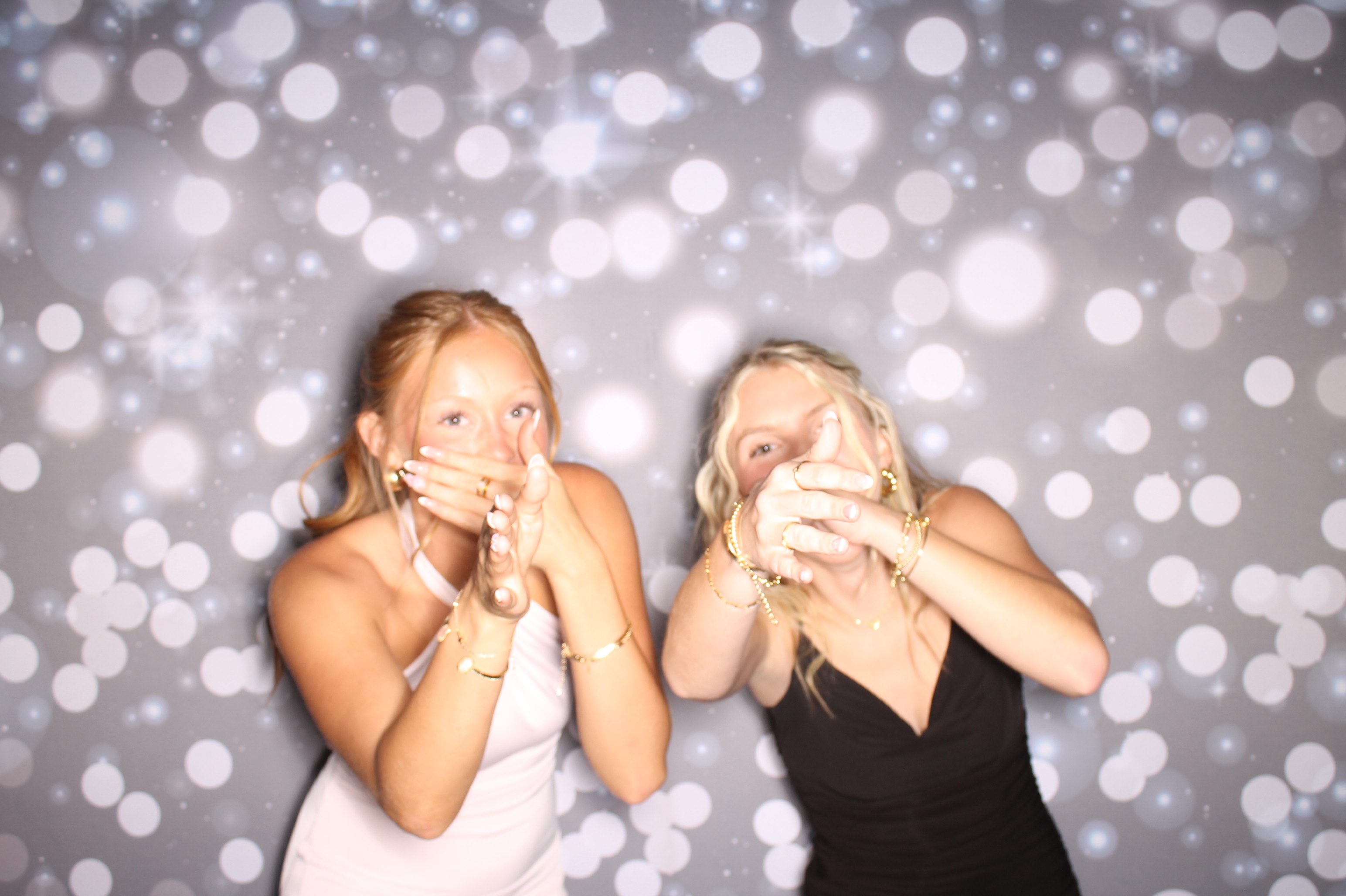 Covington Catholic Prom | View more photos from the event at gallery.photoboothcincy.com/u/PhotoBoothCincy/Covington-Catholic-Prom-1