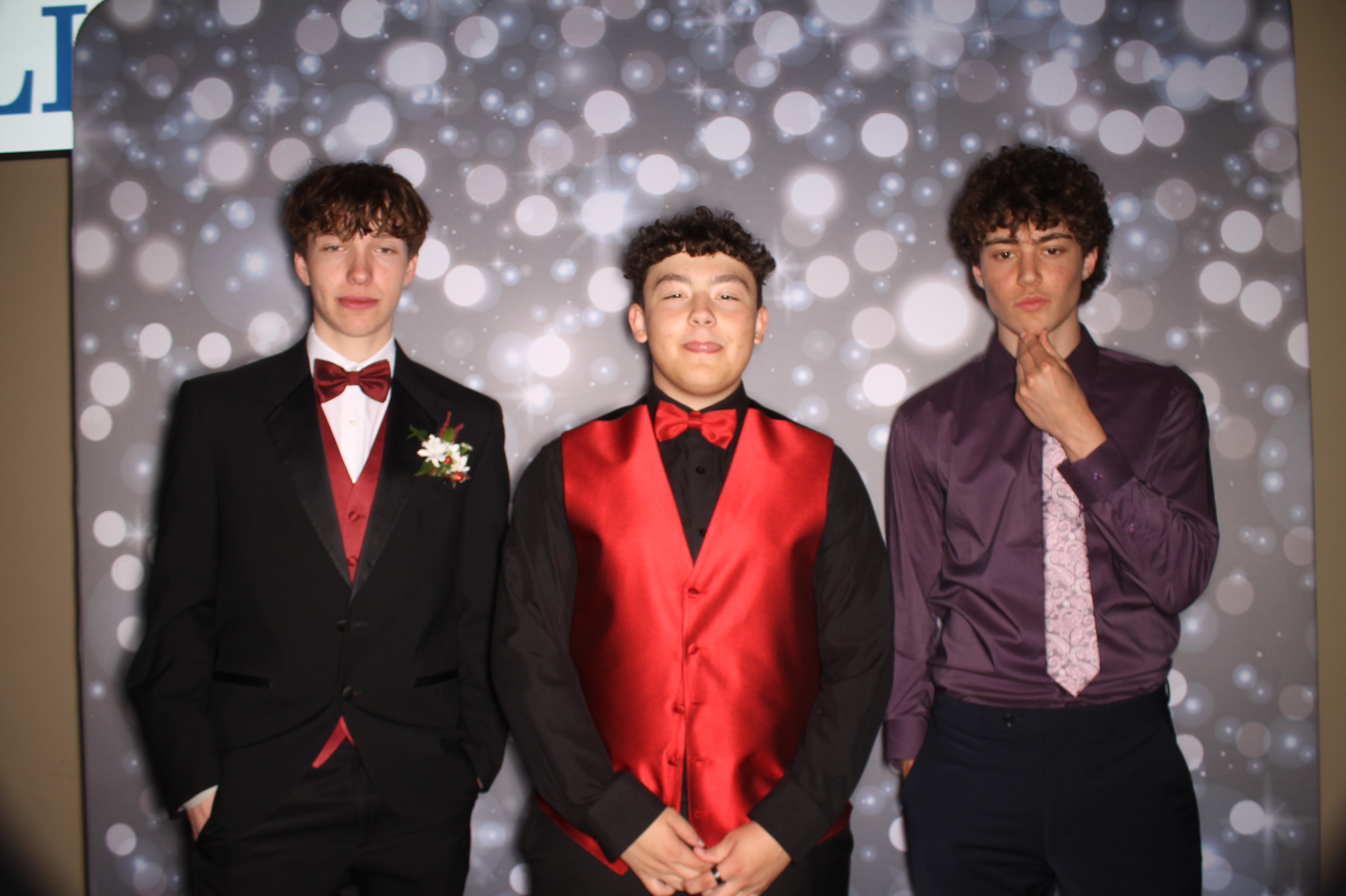 Covington Catholic Prom | View more photos from the event at gallery.photoboothcincy.com/u/PhotoBoothCincy/Covington-Catholic-Prom-1