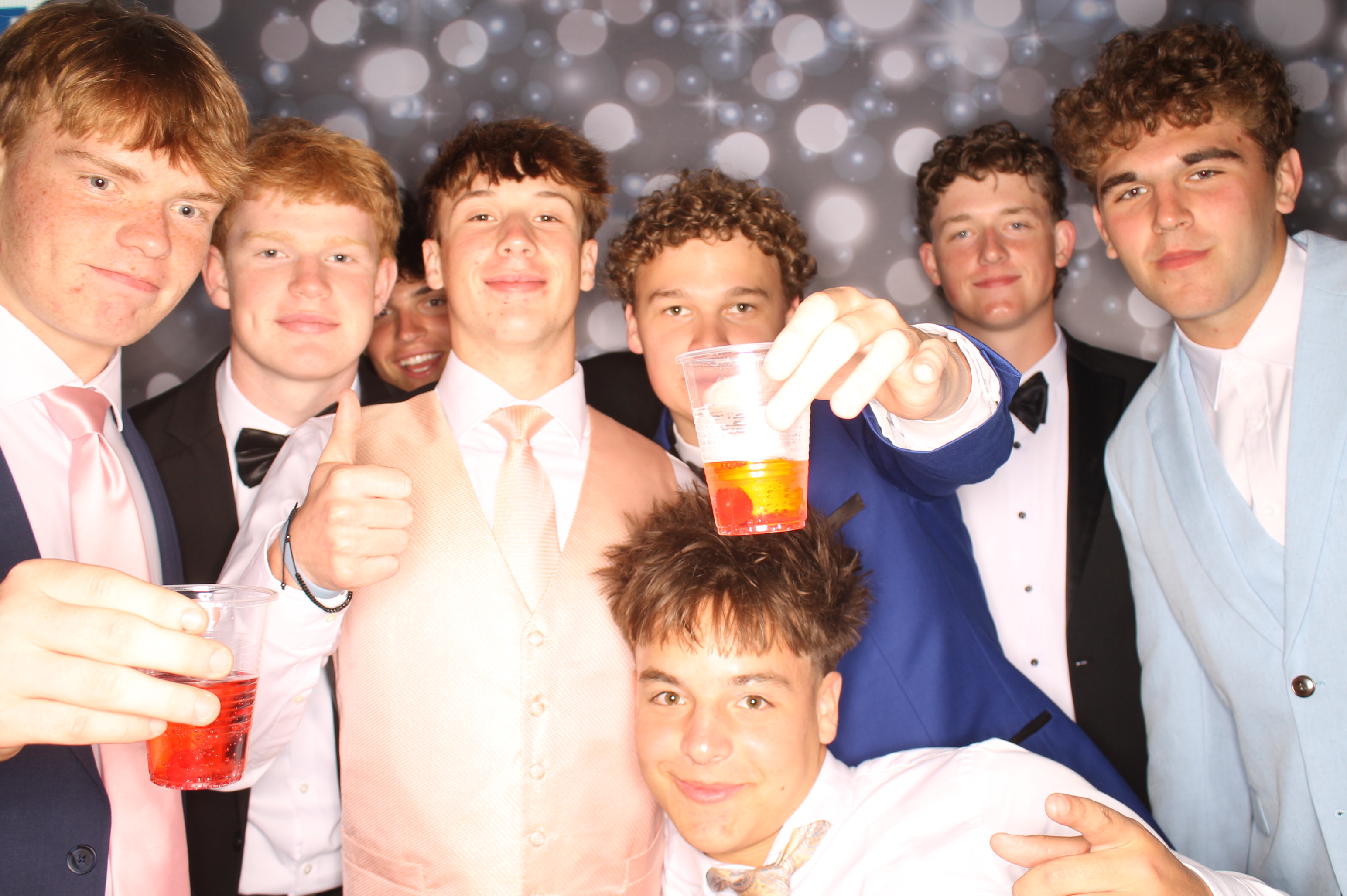 Covington Catholic Prom | View more photos from the event at gallery.photoboothcincy.com/u/PhotoBoothCincy/Covington-Catholic-Prom-1