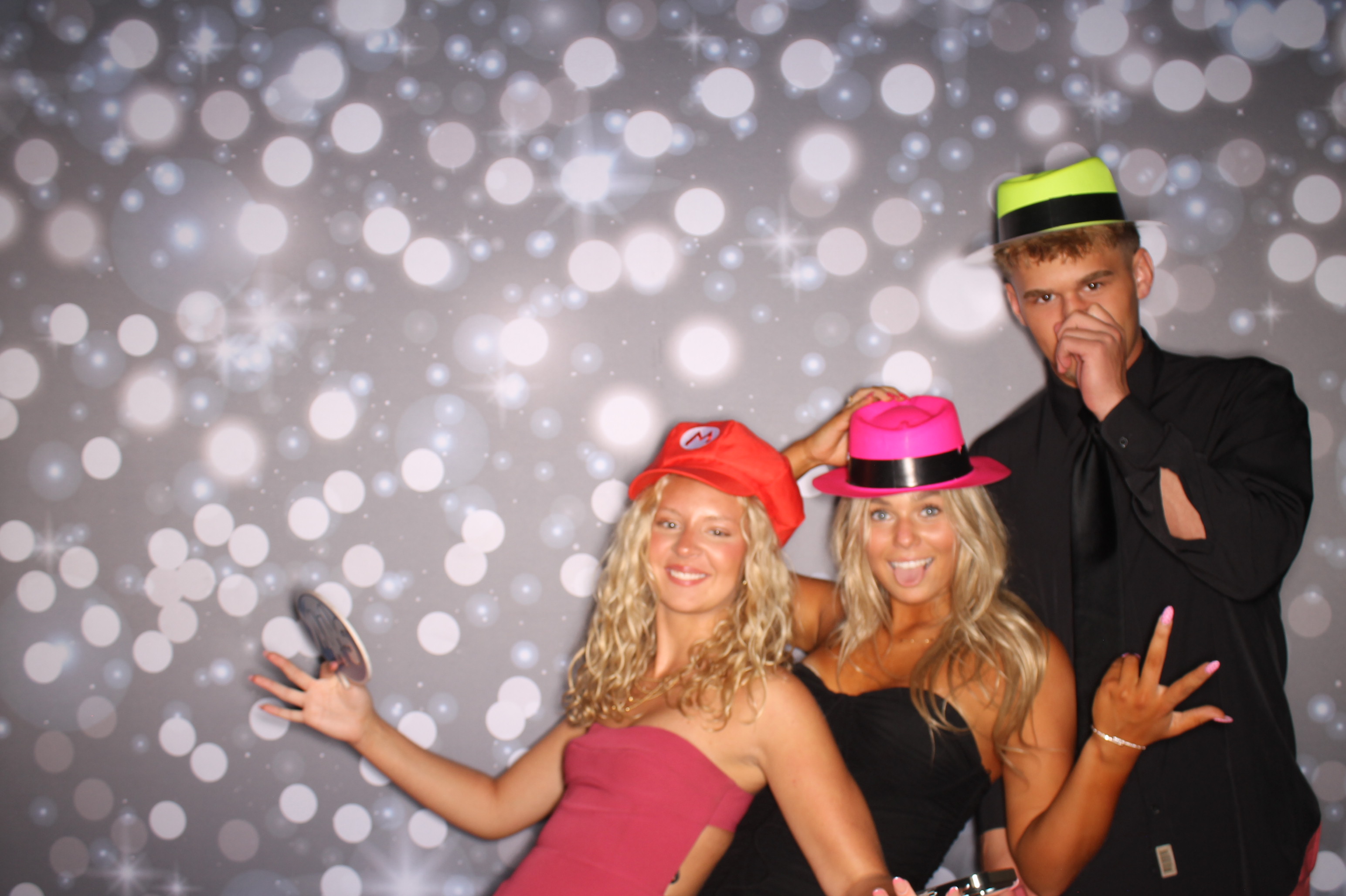 Covington Catholic Prom | View more photos from the event at gallery.photoboothcincy.com/u/PhotoBoothCincy/Covington-Catholic-Prom-1