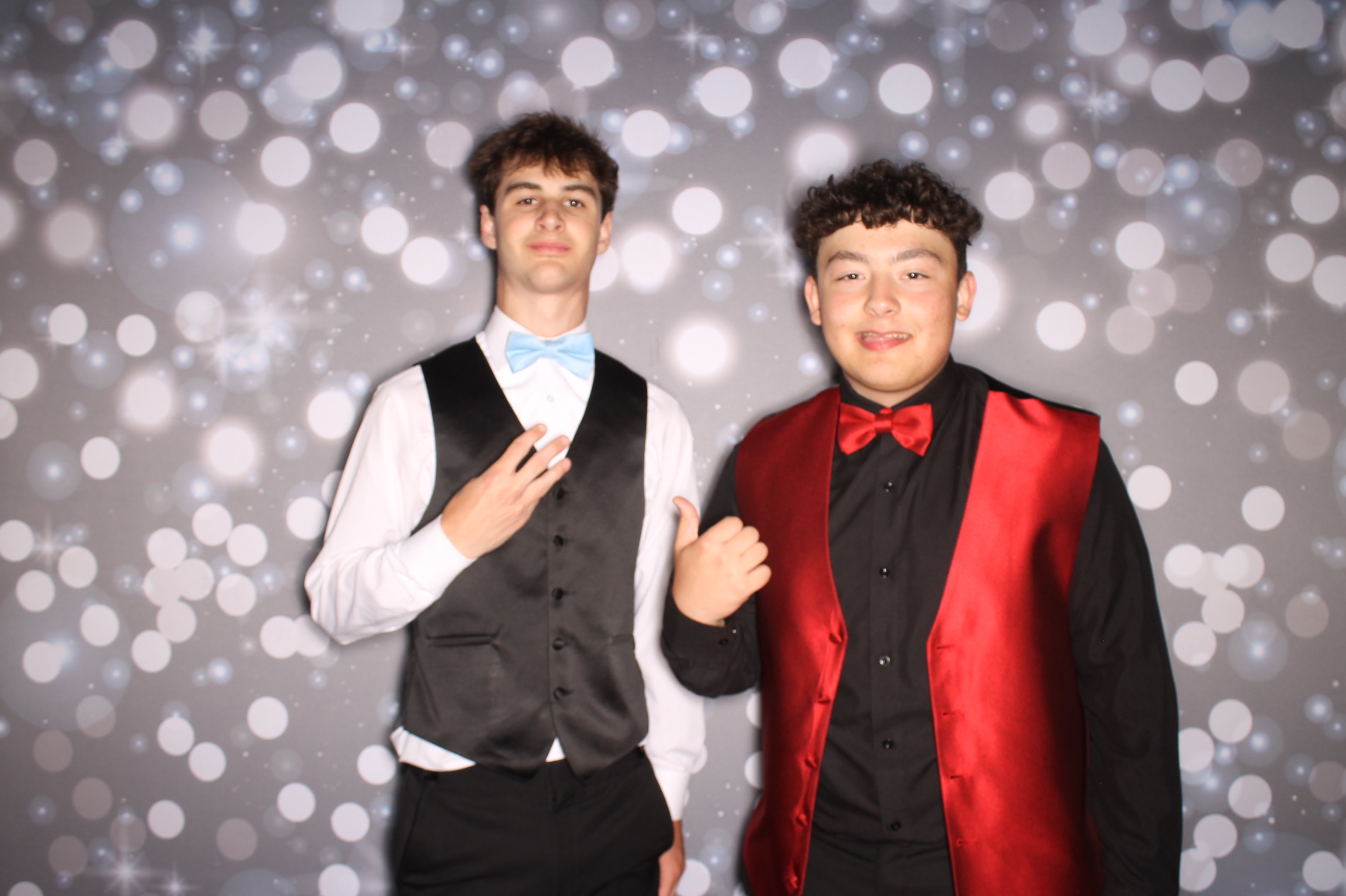 Covington Catholic Prom | View more photos from the event at gallery.photoboothcincy.com/u/PhotoBoothCincy/Covington-Catholic-Prom-1