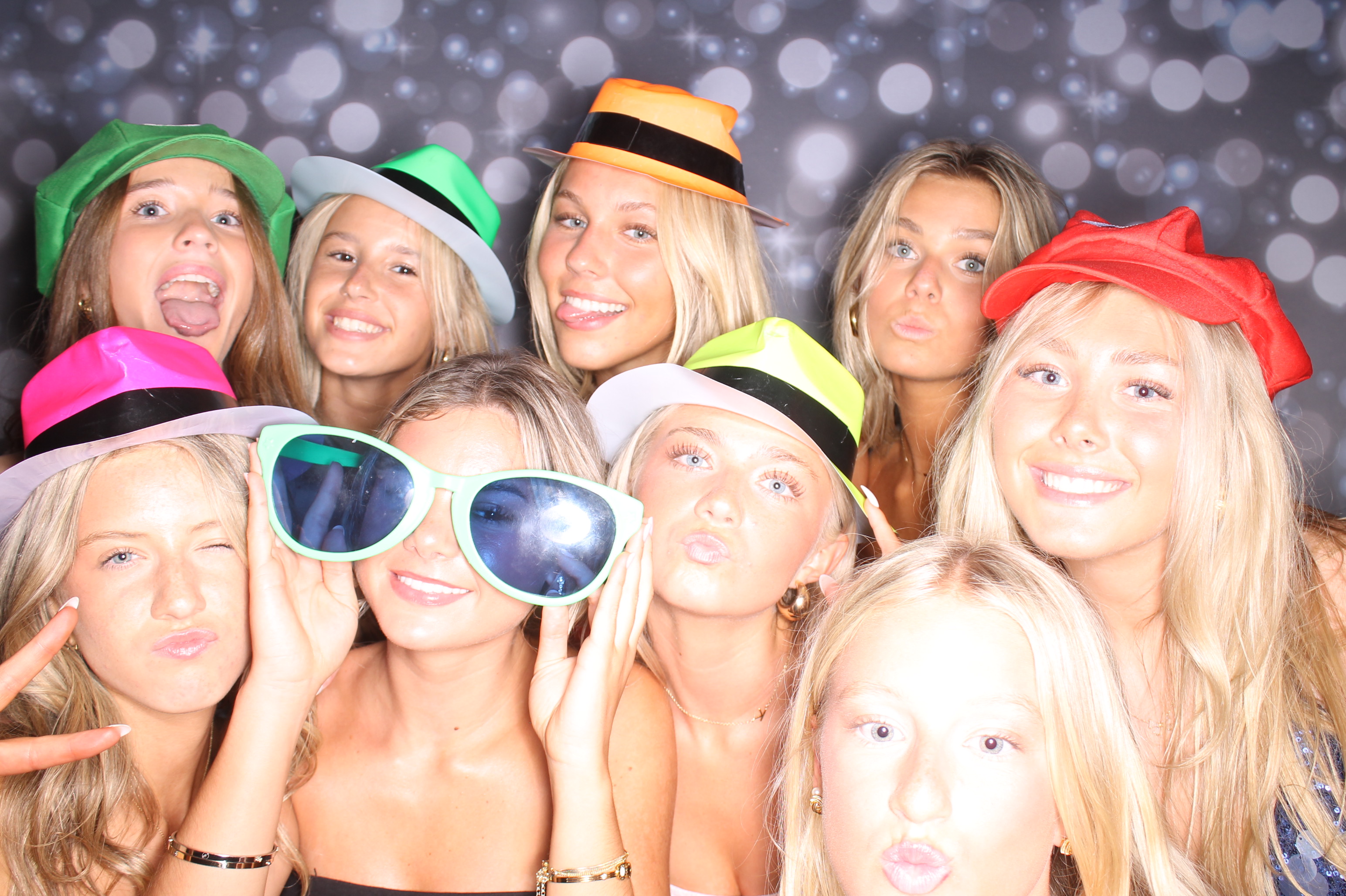 Covington Catholic Prom | View more photos from the event at gallery.photoboothcincy.com/u/PhotoBoothCincy/Covington-Catholic-Prom-1