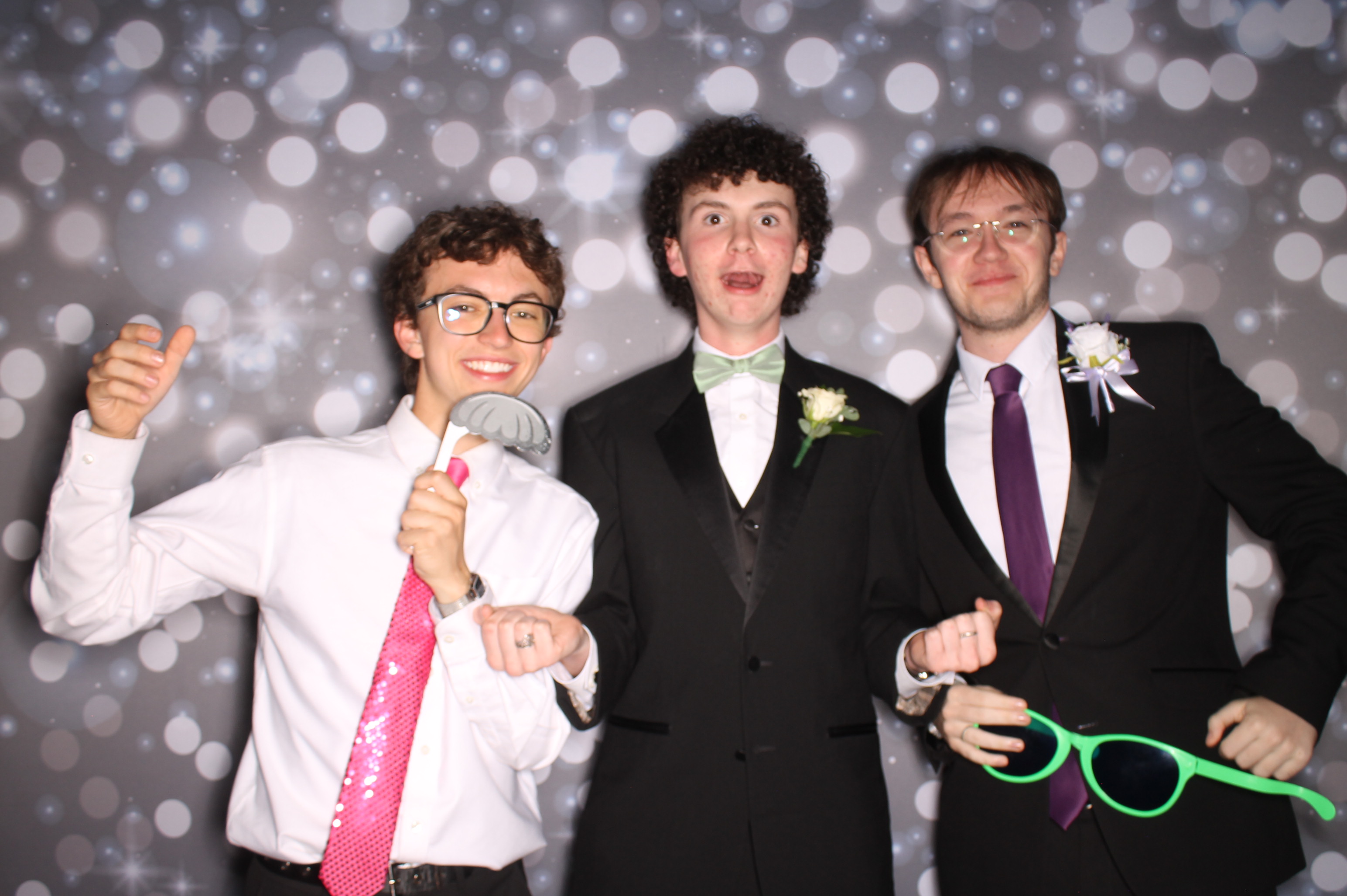 Covington Catholic Prom | View more photos from the event at gallery.photoboothcincy.com/u/PhotoBoothCincy/Covington-Catholic-Prom-1