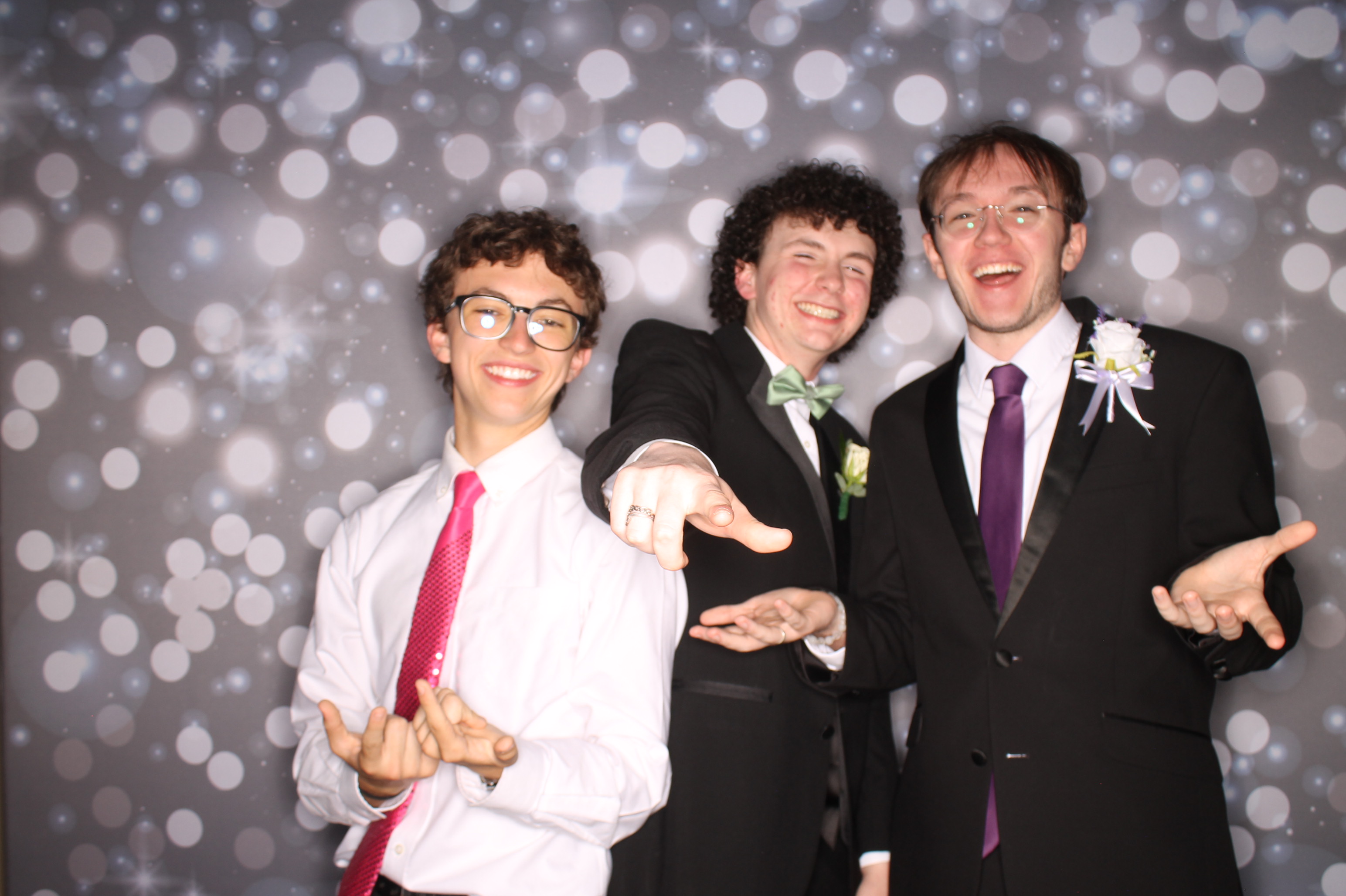 Covington Catholic Prom | View more photos from the event at gallery.photoboothcincy.com/u/PhotoBoothCincy/Covington-Catholic-Prom-1