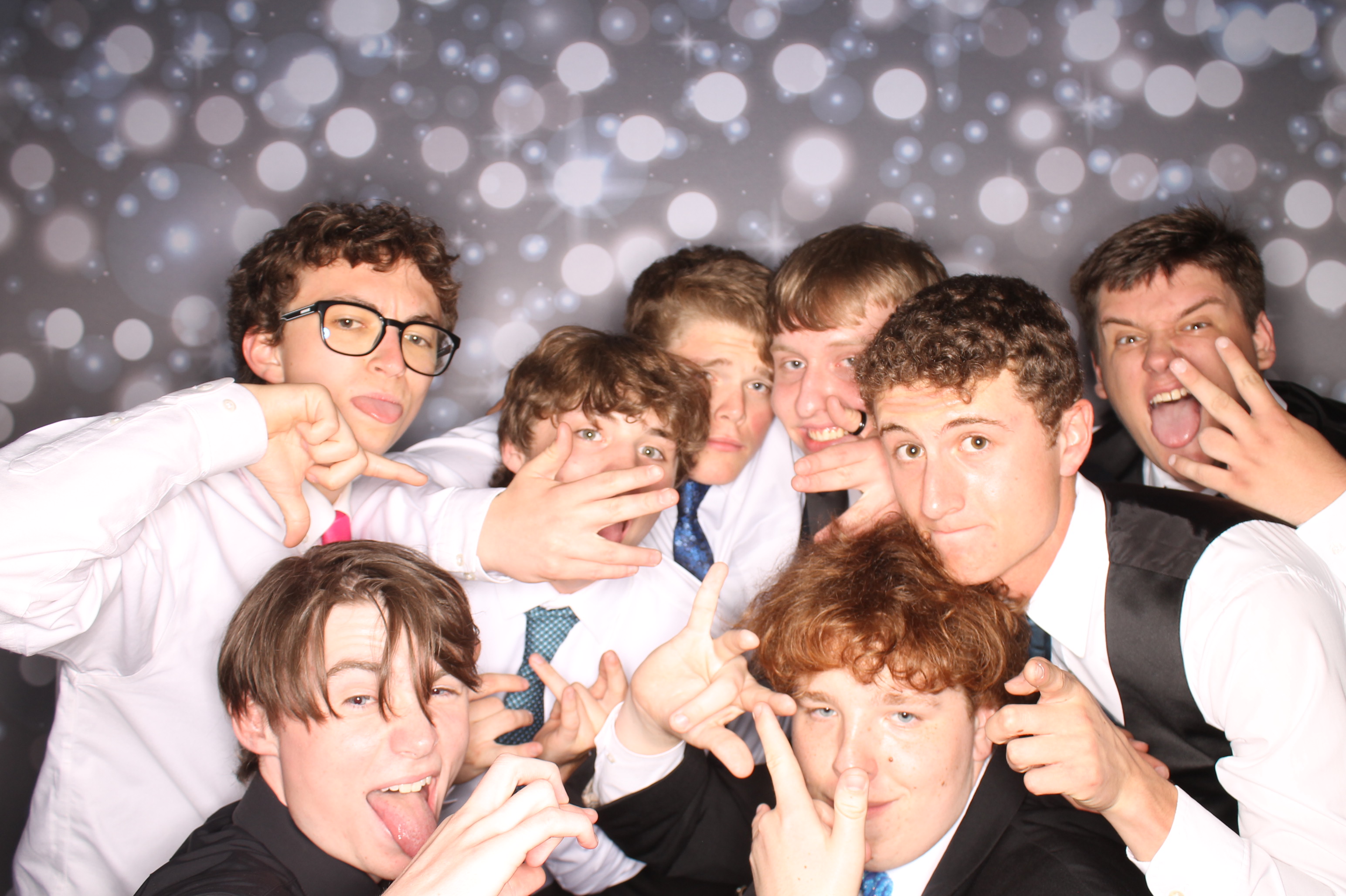 Covington Catholic Prom | View more photos from the event at gallery.photoboothcincy.com/u/PhotoBoothCincy/Covington-Catholic-Prom-1