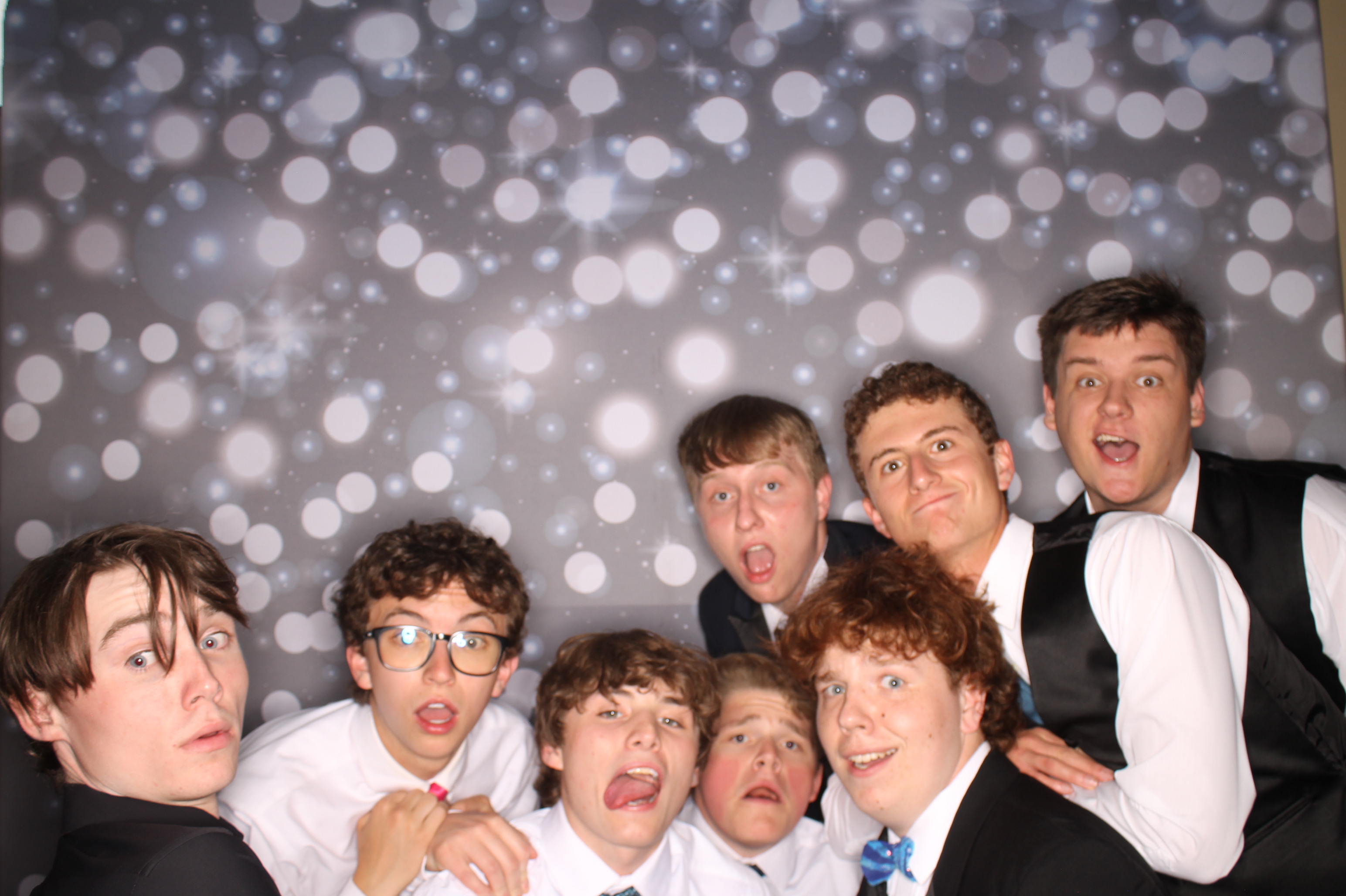 Covington Catholic Prom | View more photos from the event at gallery.photoboothcincy.com/u/PhotoBoothCincy/Covington-Catholic-Prom-1