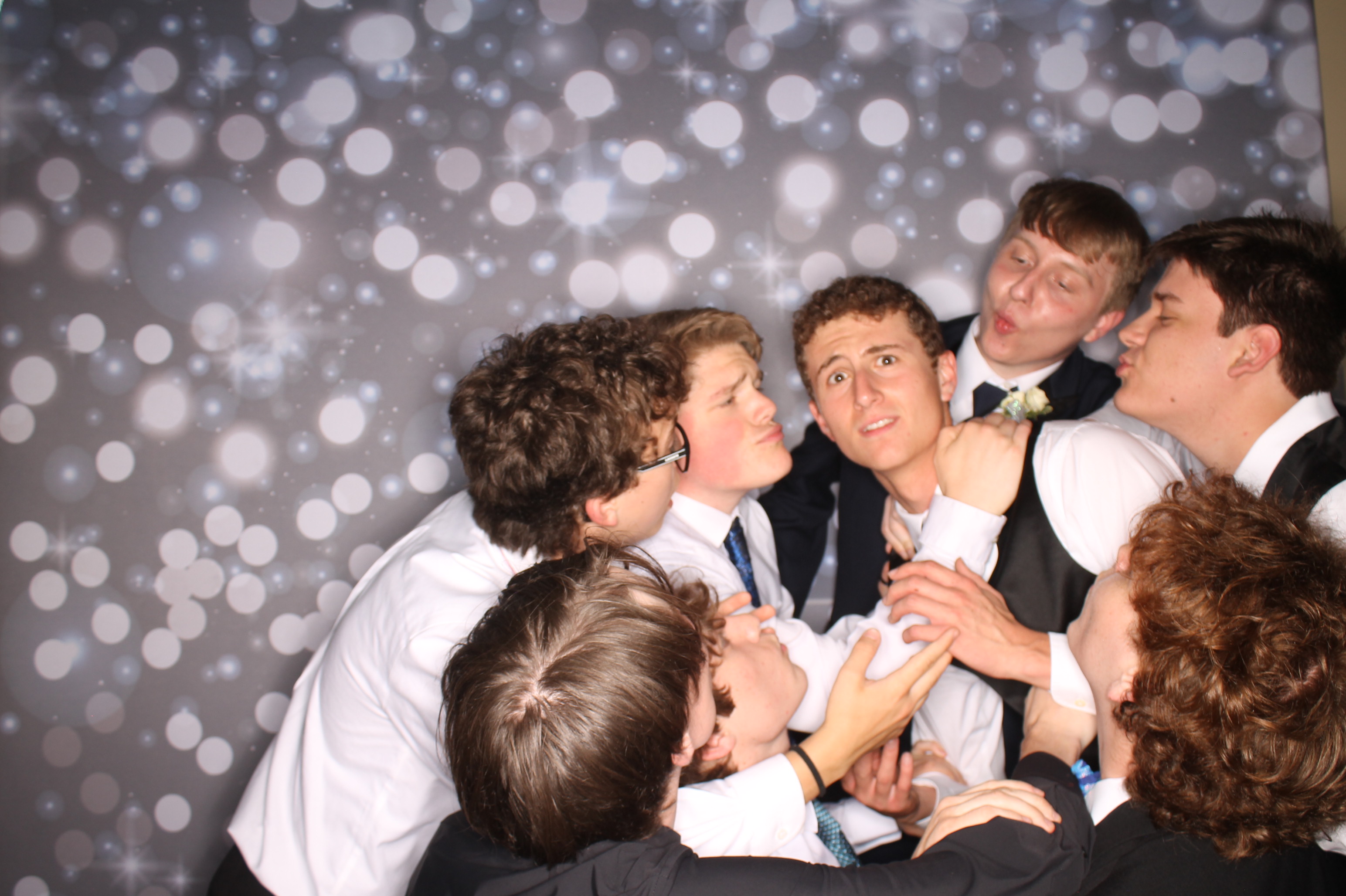 Covington Catholic Prom | View more photos from the event at gallery.photoboothcincy.com/u/PhotoBoothCincy/Covington-Catholic-Prom-1