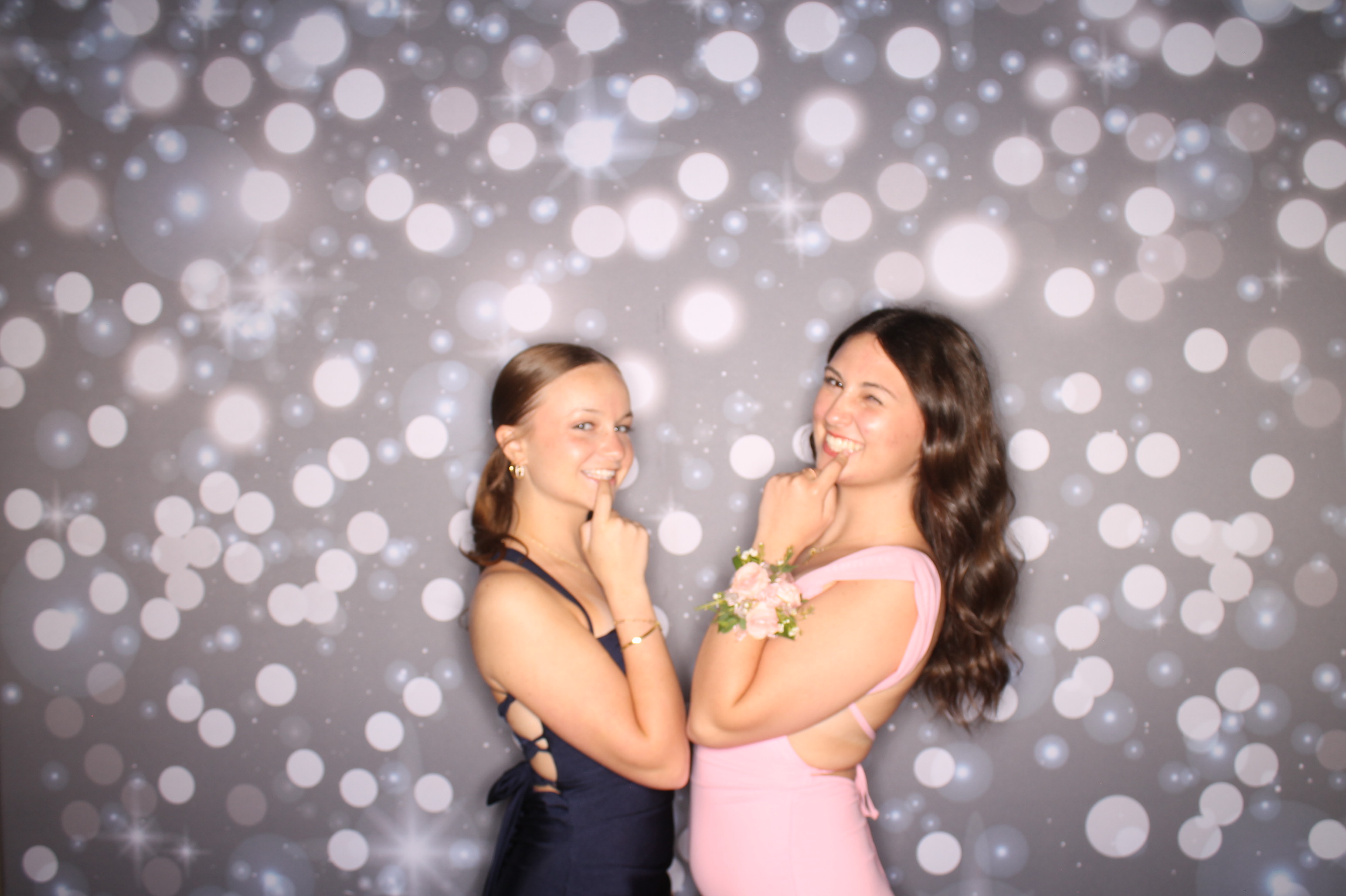 Covington Catholic Prom | View more photos from the event at gallery.photoboothcincy.com/u/PhotoBoothCincy/Covington-Catholic-Prom-1