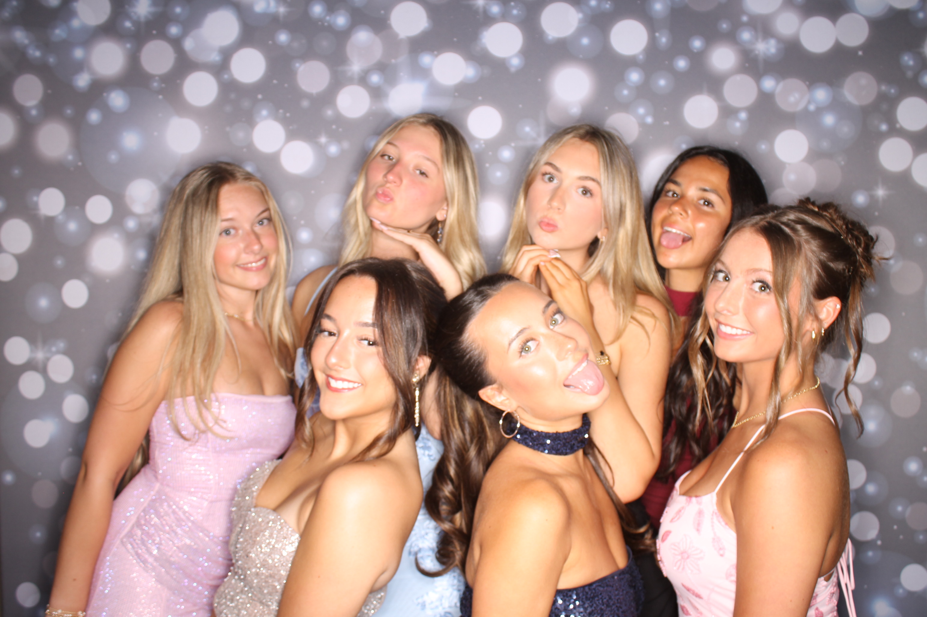 Covington Catholic Prom | View more photos from the event at gallery.photoboothcincy.com/u/PhotoBoothCincy/Covington-Catholic-Prom-1
