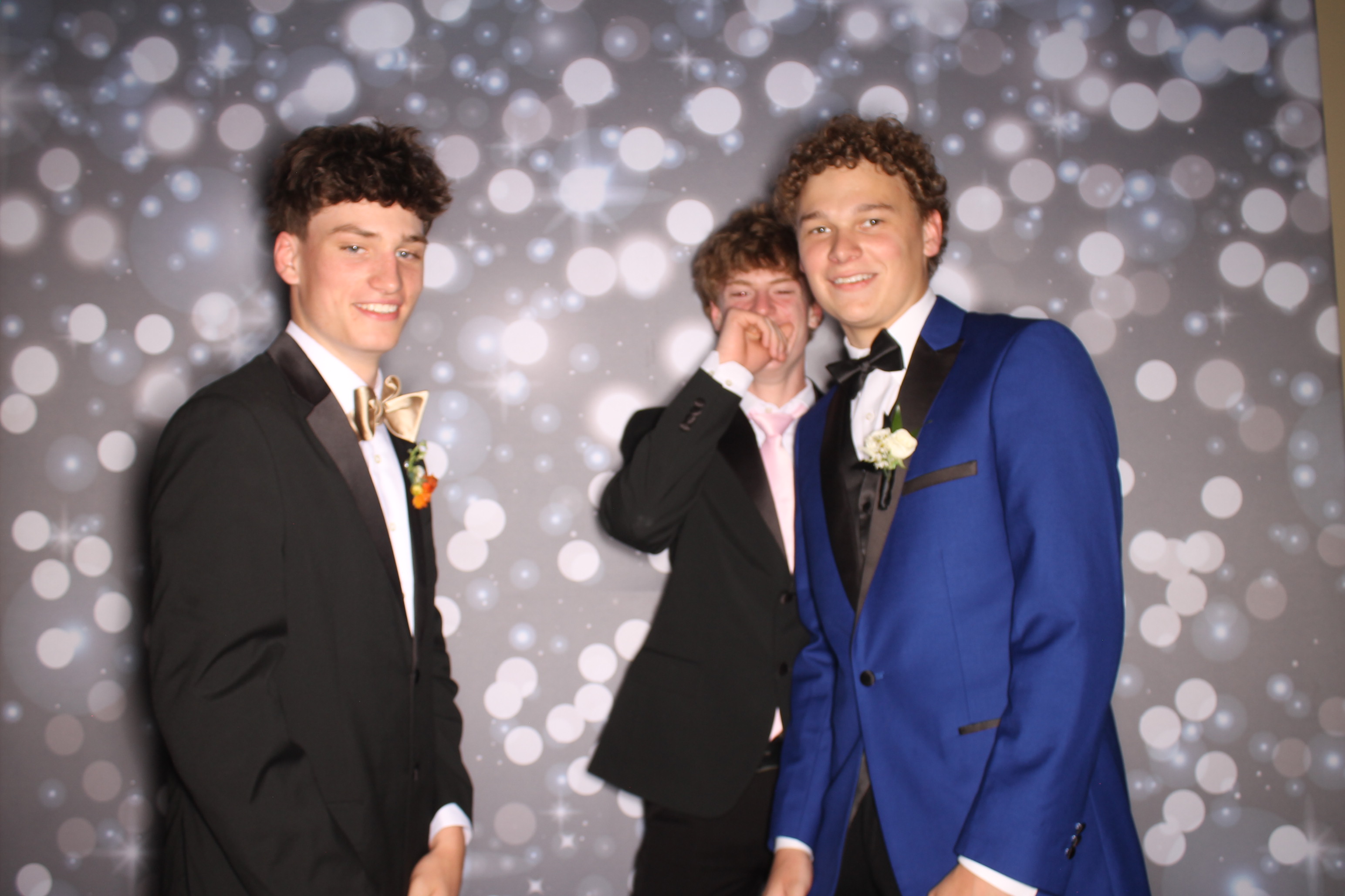Covington Catholic Prom | View more photos from the event at gallery.photoboothcincy.com/u/PhotoBoothCincy/Covington-Catholic-Prom-1