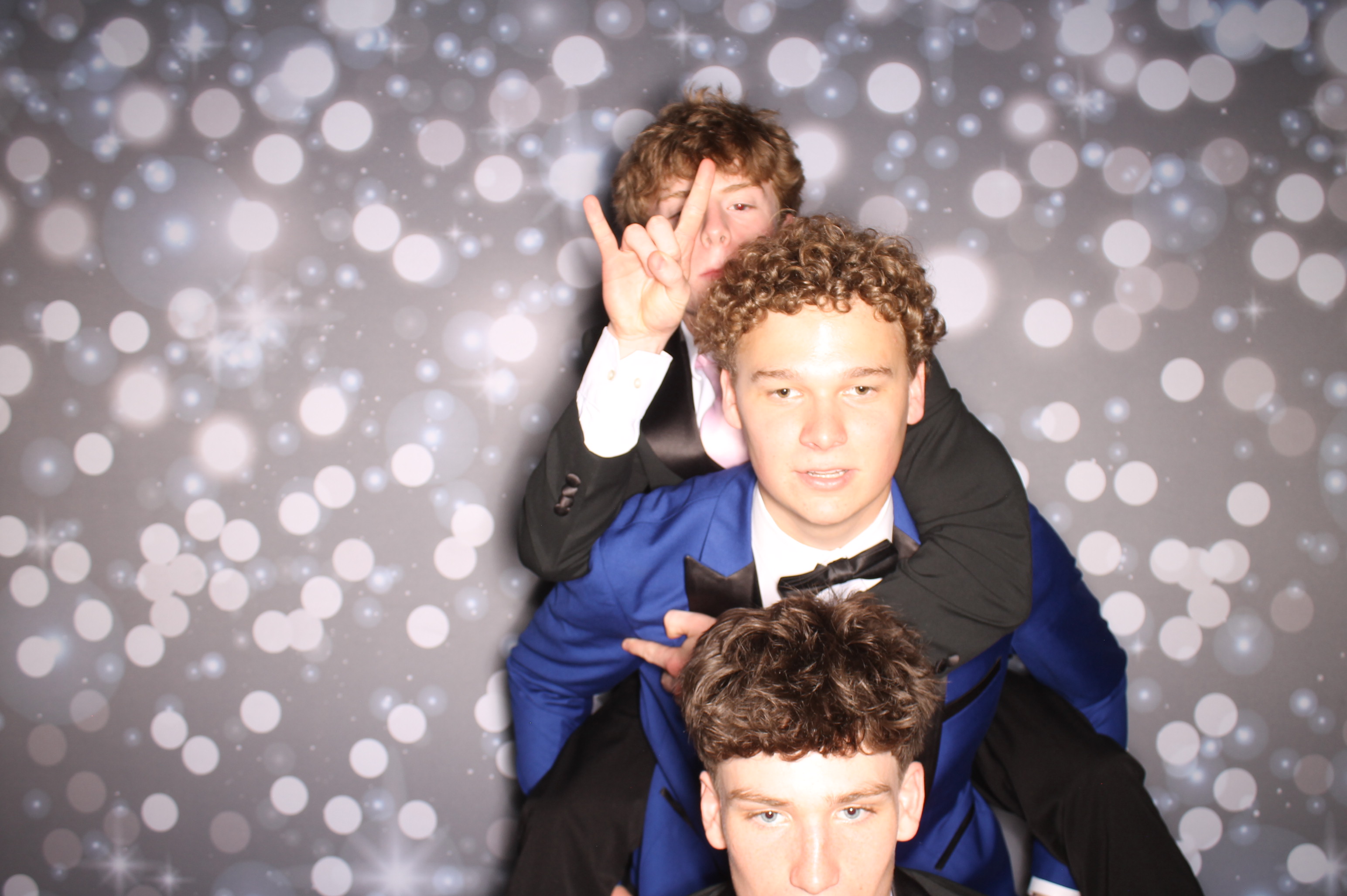 Covington Catholic Prom | View more photos from the event at gallery.photoboothcincy.com/u/PhotoBoothCincy/Covington-Catholic-Prom-1