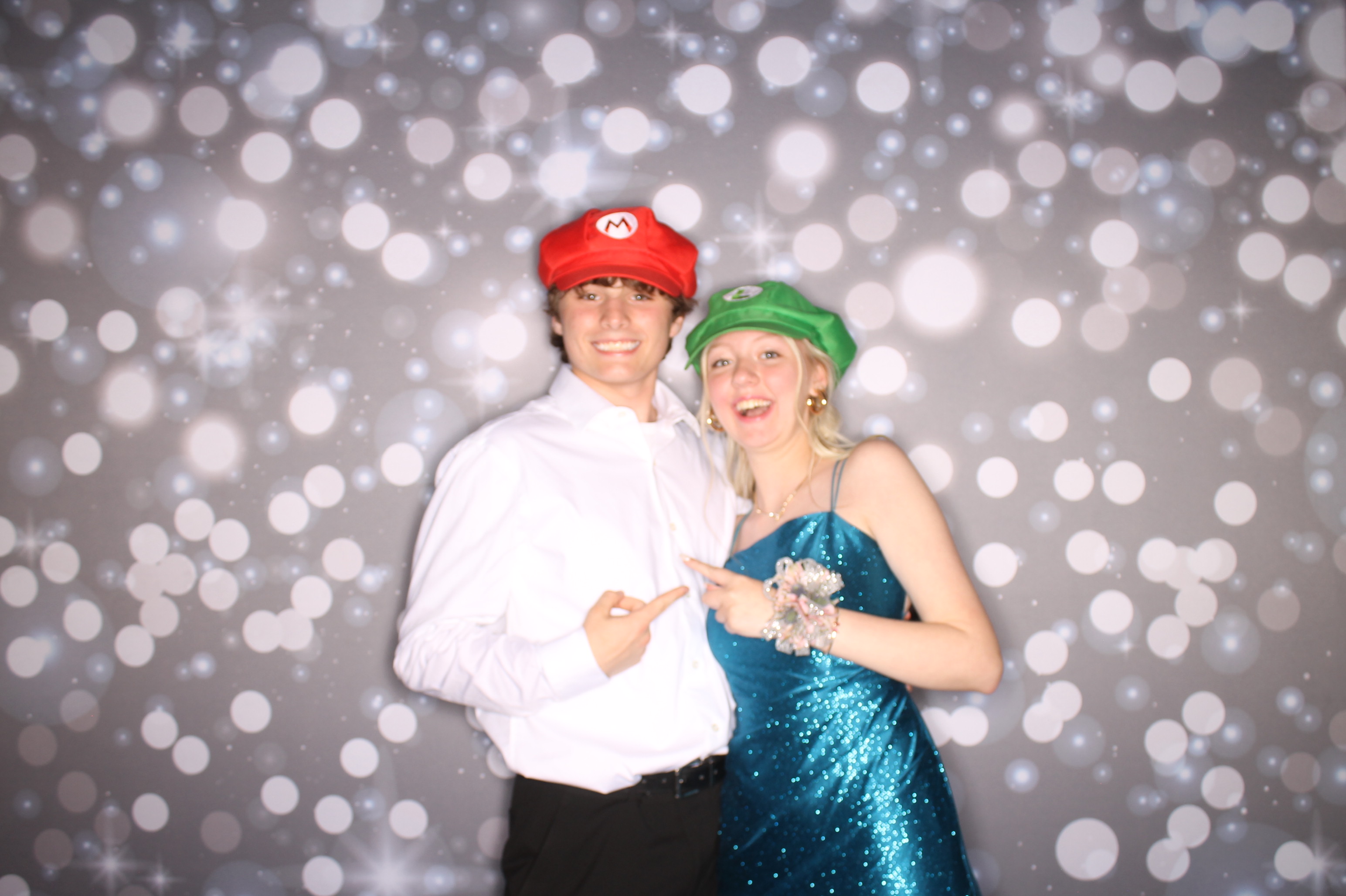 Covington Catholic Prom | View more photos from the event at gallery.photoboothcincy.com/u/PhotoBoothCincy/Covington-Catholic-Prom-1