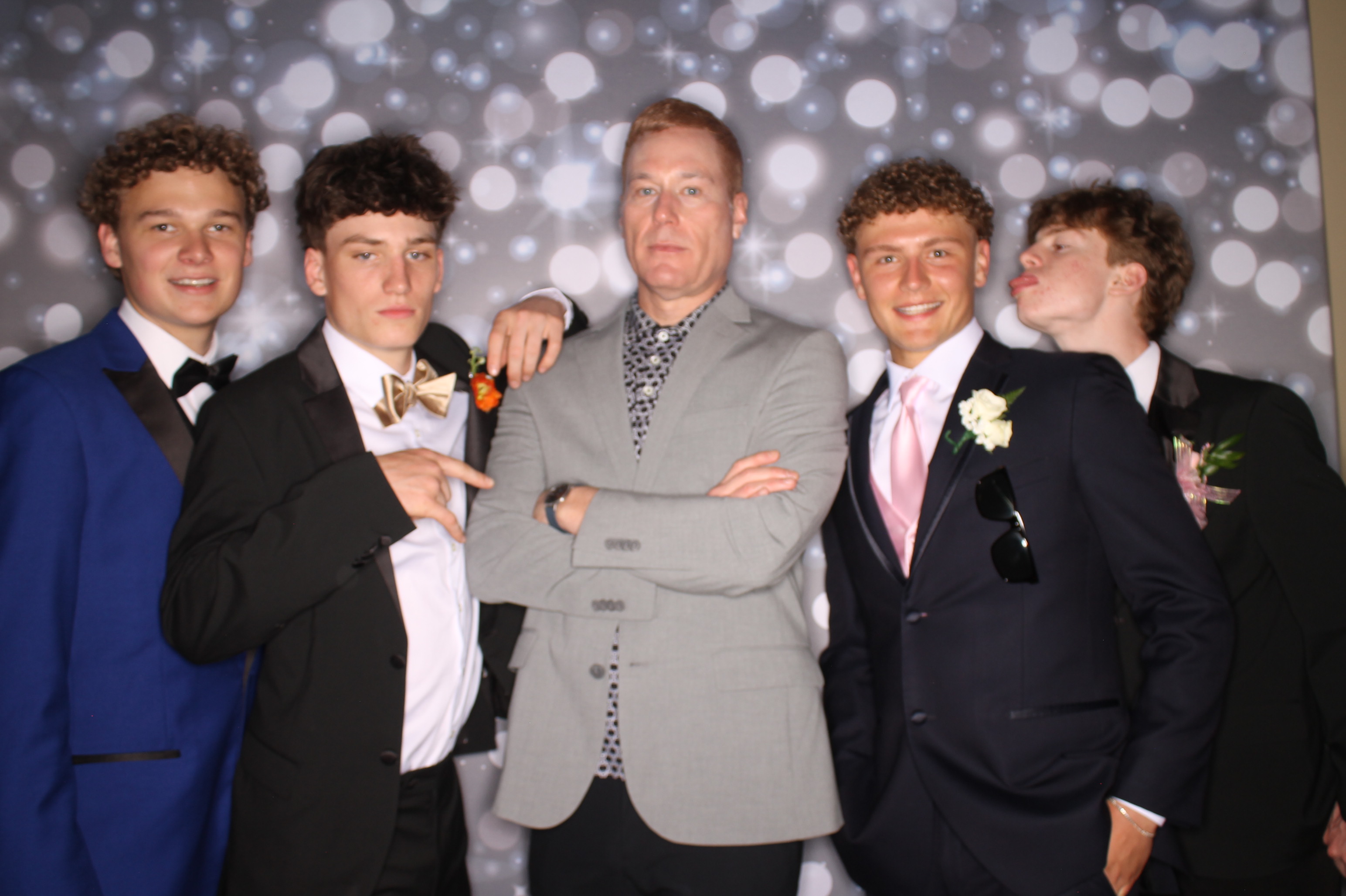 Covington Catholic Prom | View more photos from the event at gallery.photoboothcincy.com/u/PhotoBoothCincy/Covington-Catholic-Prom-1