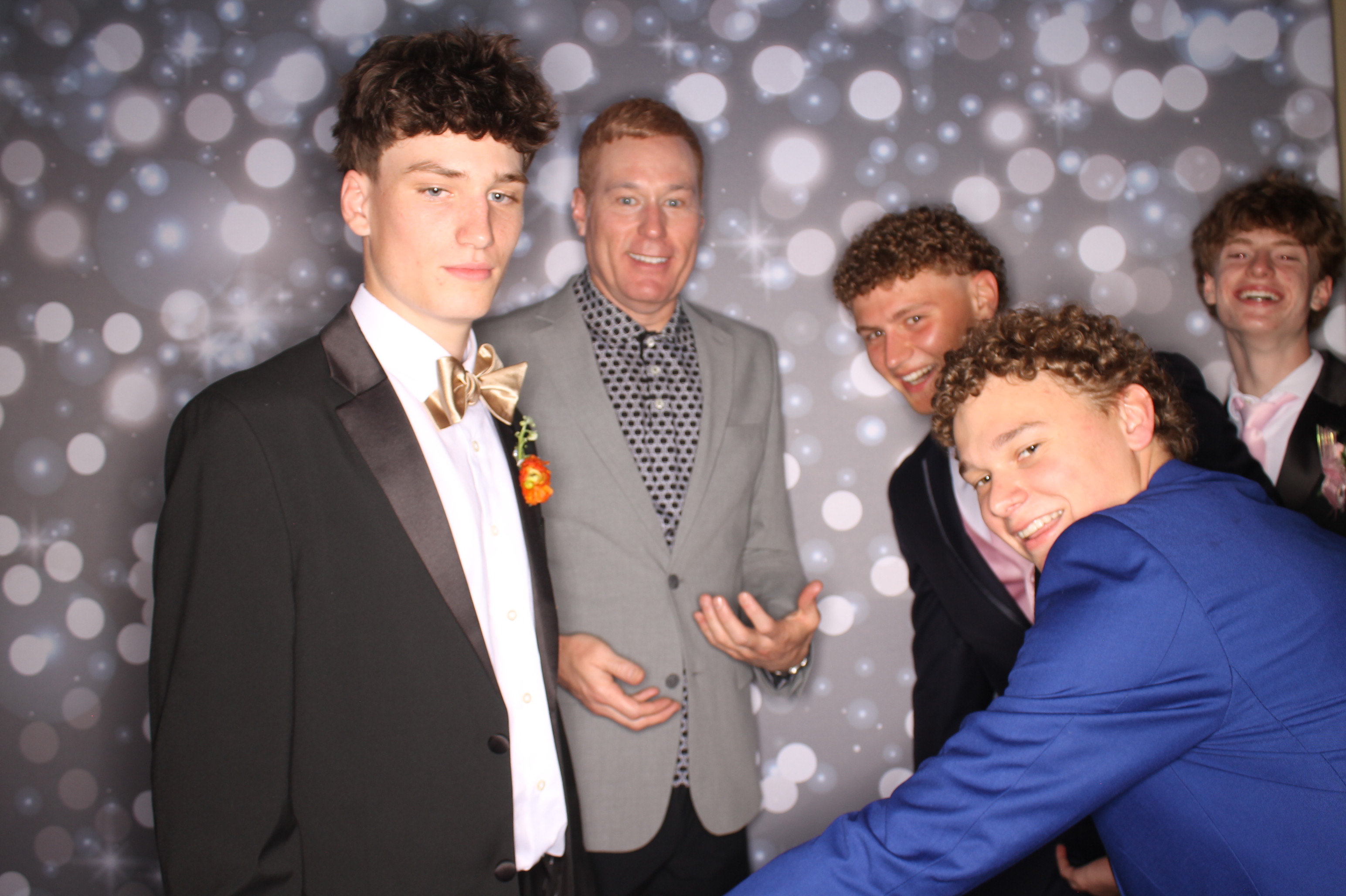 Covington Catholic Prom | View more photos from the event at gallery.photoboothcincy.com/u/PhotoBoothCincy/Covington-Catholic-Prom-1