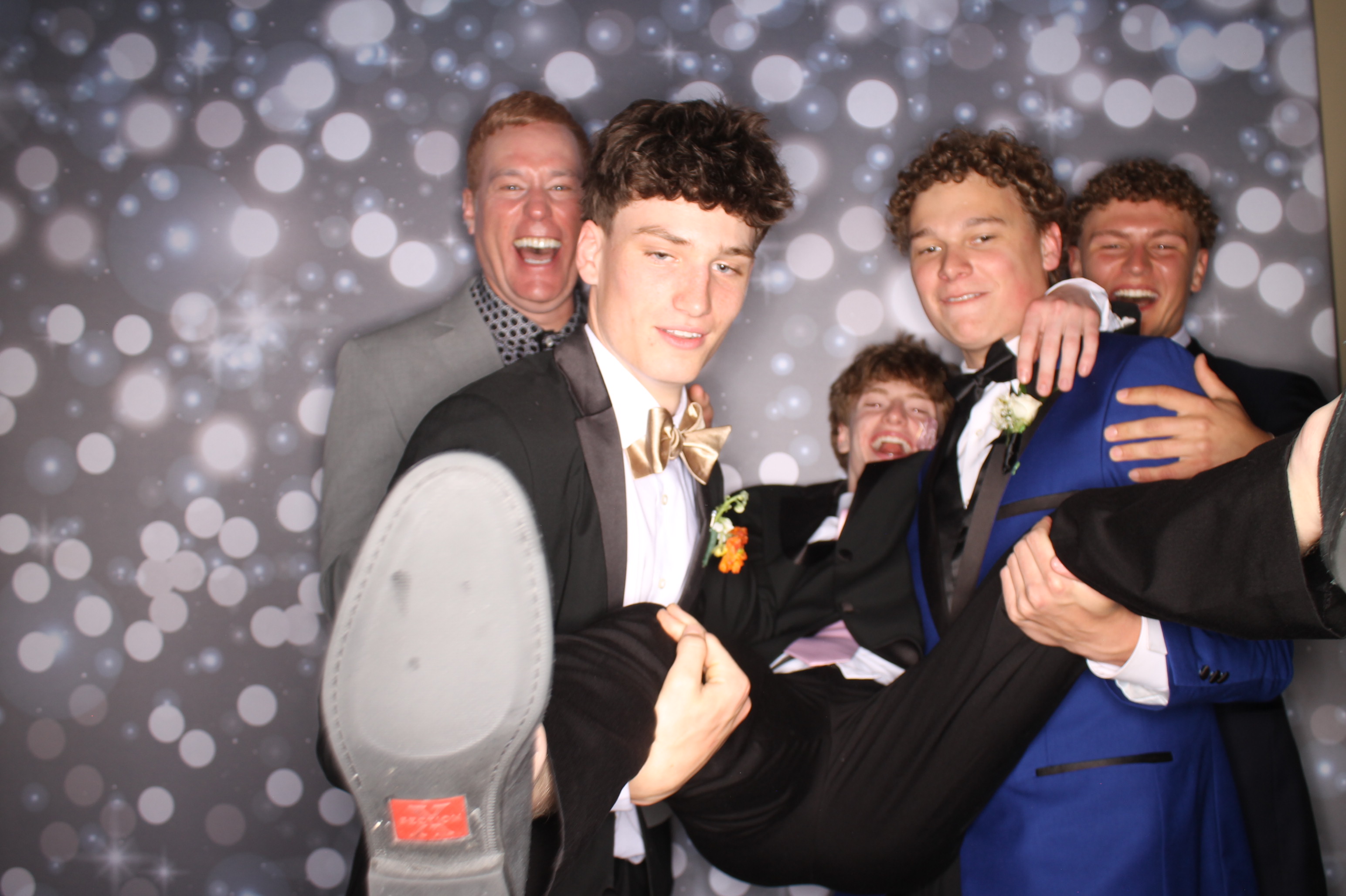 Covington Catholic Prom | View more photos from the event at gallery.photoboothcincy.com/u/PhotoBoothCincy/Covington-Catholic-Prom-1