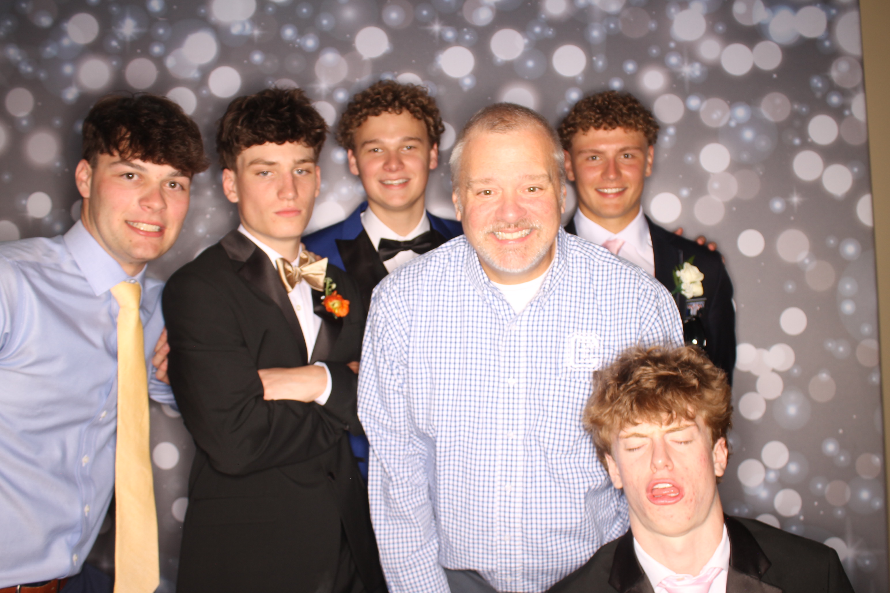 Covington Catholic Prom | View more photos from the event at gallery.photoboothcincy.com/u/PhotoBoothCincy/Covington-Catholic-Prom-1