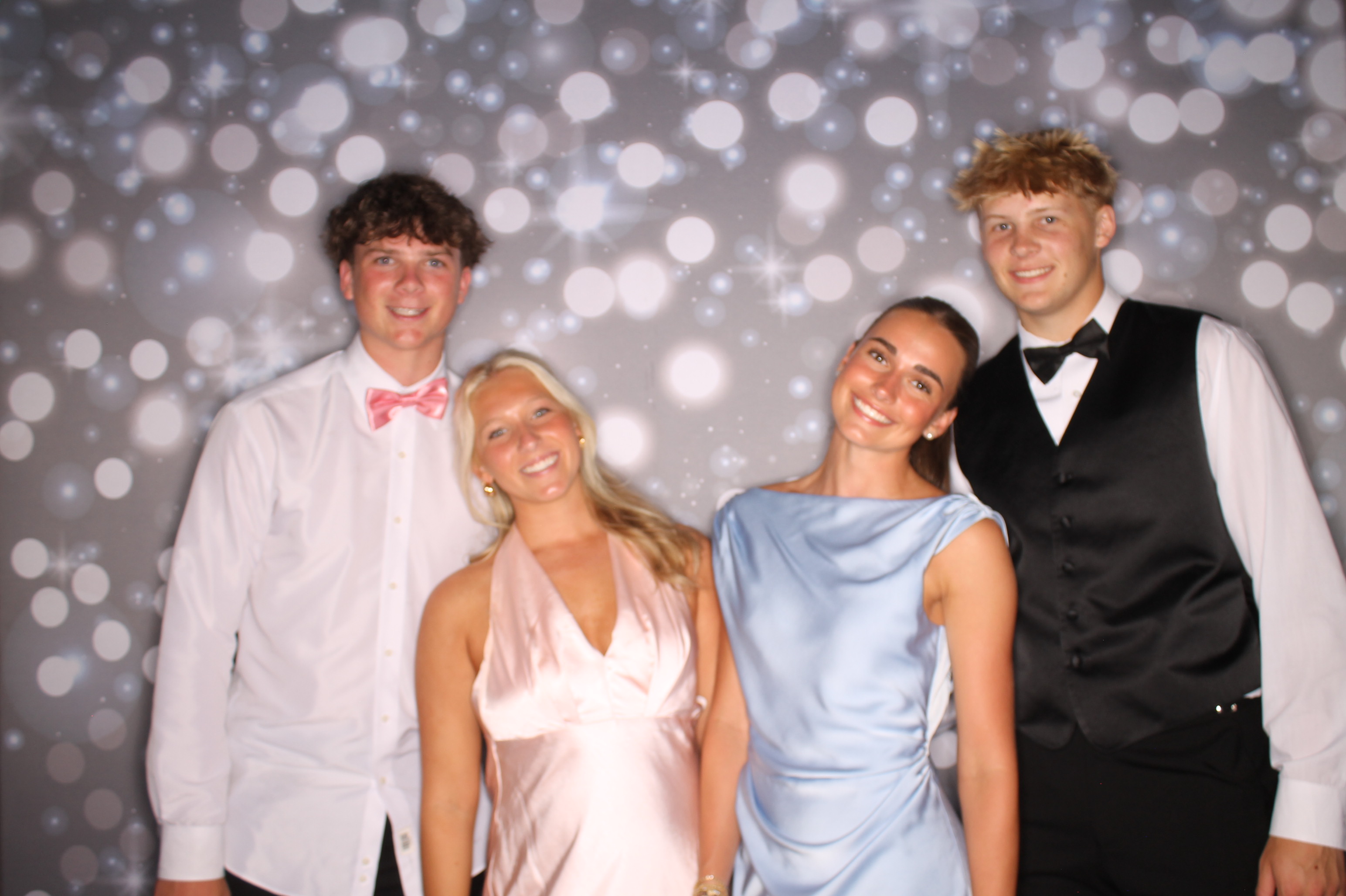 Covington Catholic Prom | View more photos from the event at gallery.photoboothcincy.com/u/PhotoBoothCincy/Covington-Catholic-Prom-1