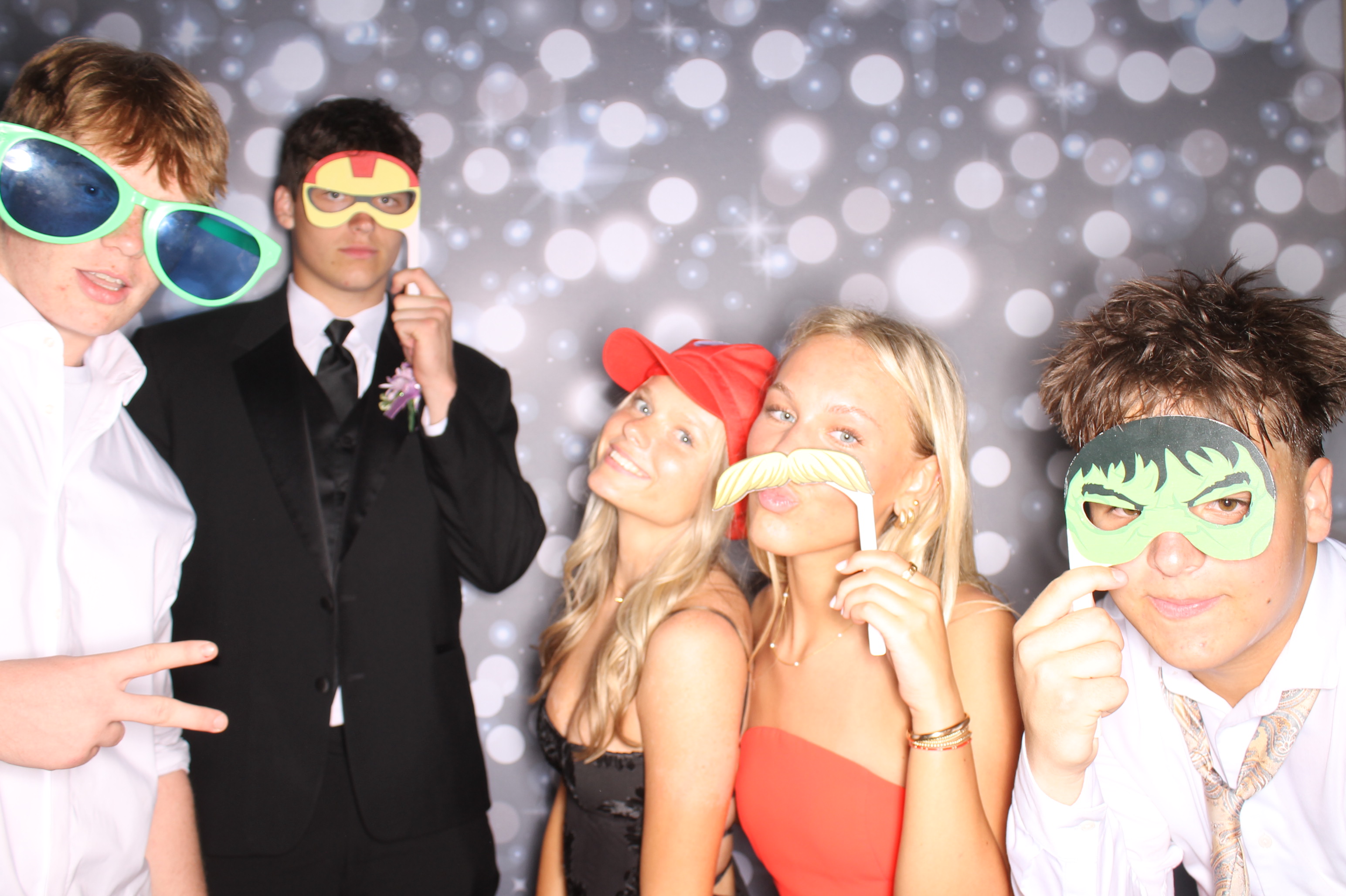 Covington Catholic Prom | View more photos from the event at gallery.photoboothcincy.com/u/PhotoBoothCincy/Covington-Catholic-Prom-1