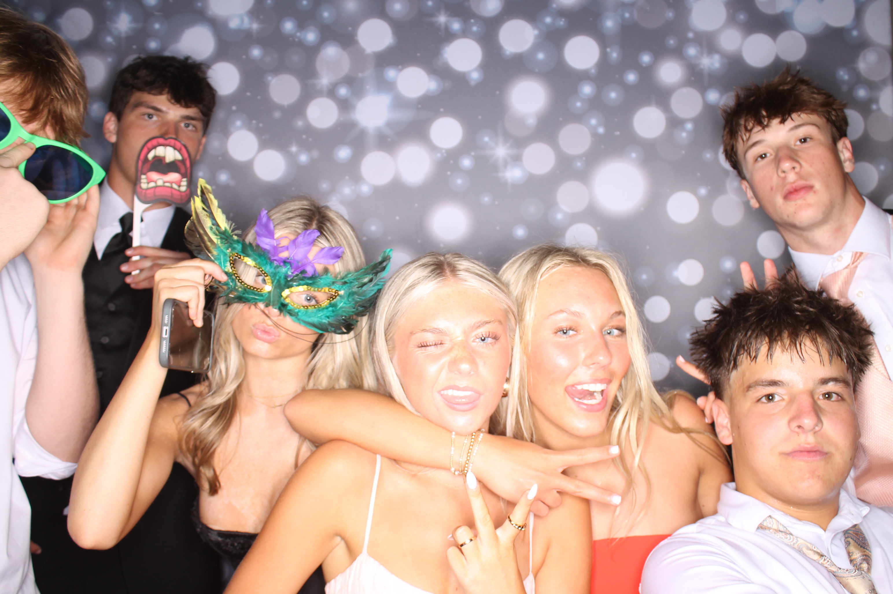 Covington Catholic Prom | View more photos from the event at gallery.photoboothcincy.com/u/PhotoBoothCincy/Covington-Catholic-Prom-1