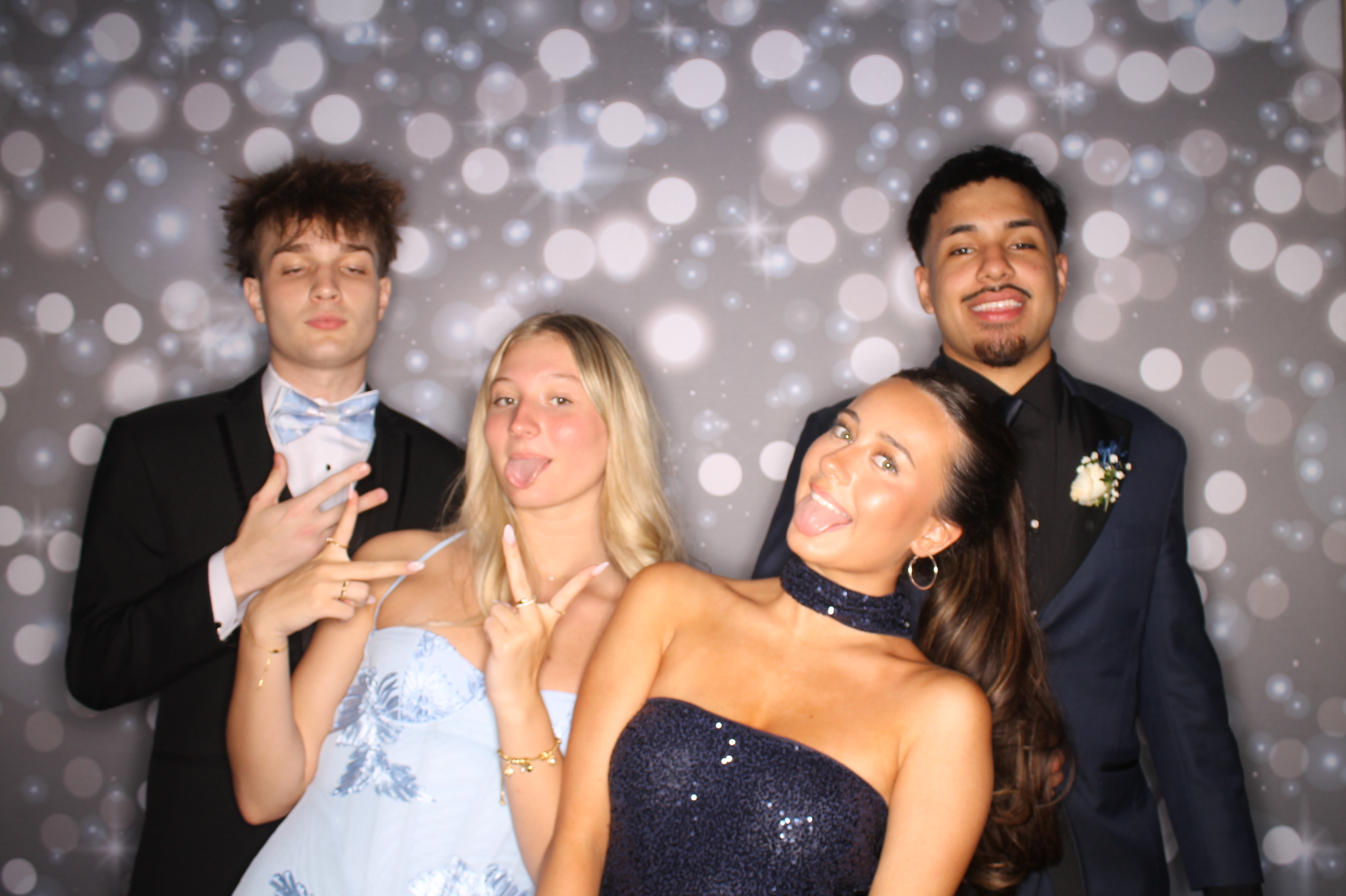 Covington Catholic Prom | View more photos from the event at gallery.photoboothcincy.com/u/PhotoBoothCincy/Covington-Catholic-Prom-1