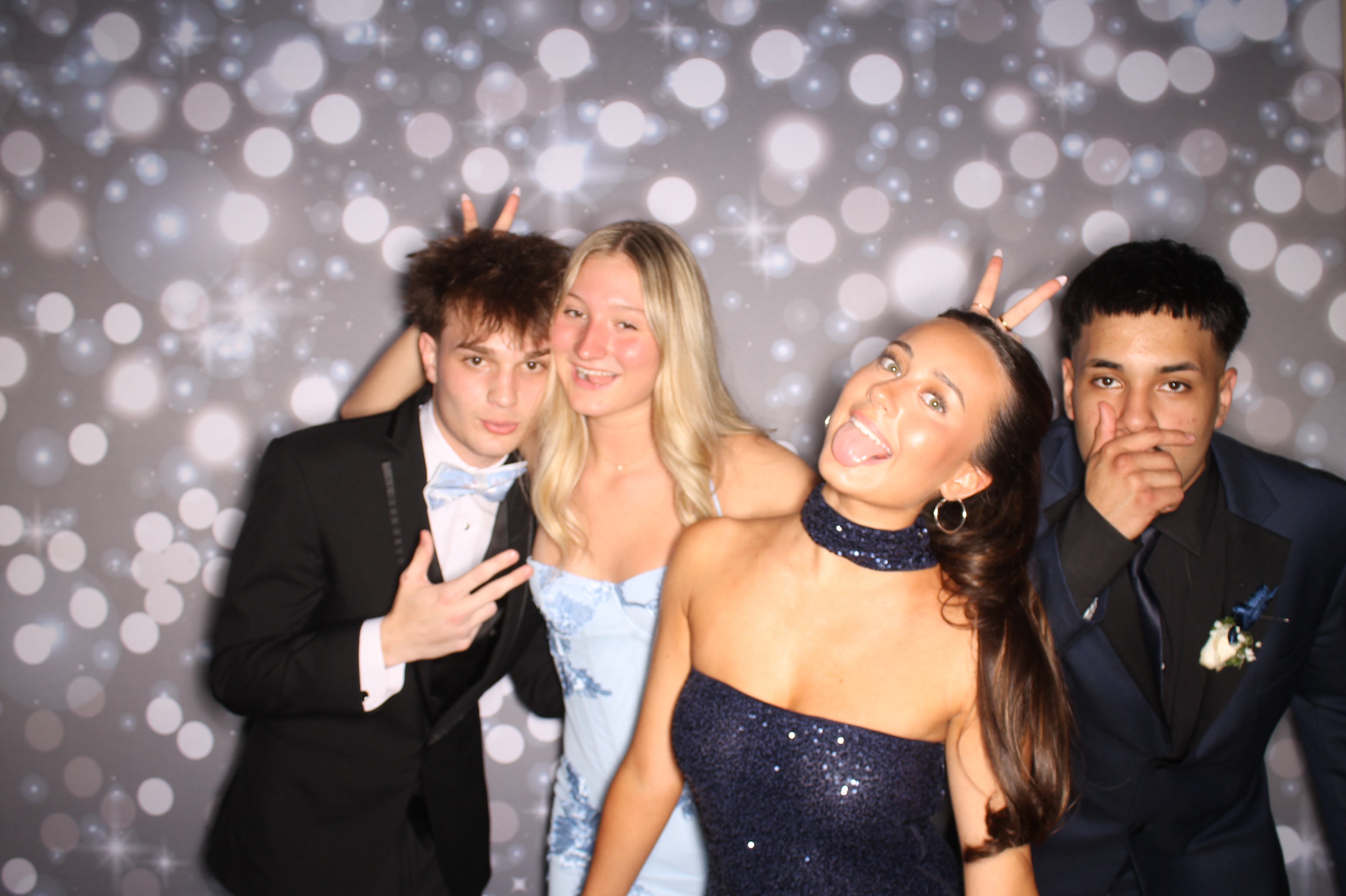 Covington Catholic Prom | View more photos from the event at gallery.photoboothcincy.com/u/PhotoBoothCincy/Covington-Catholic-Prom-1