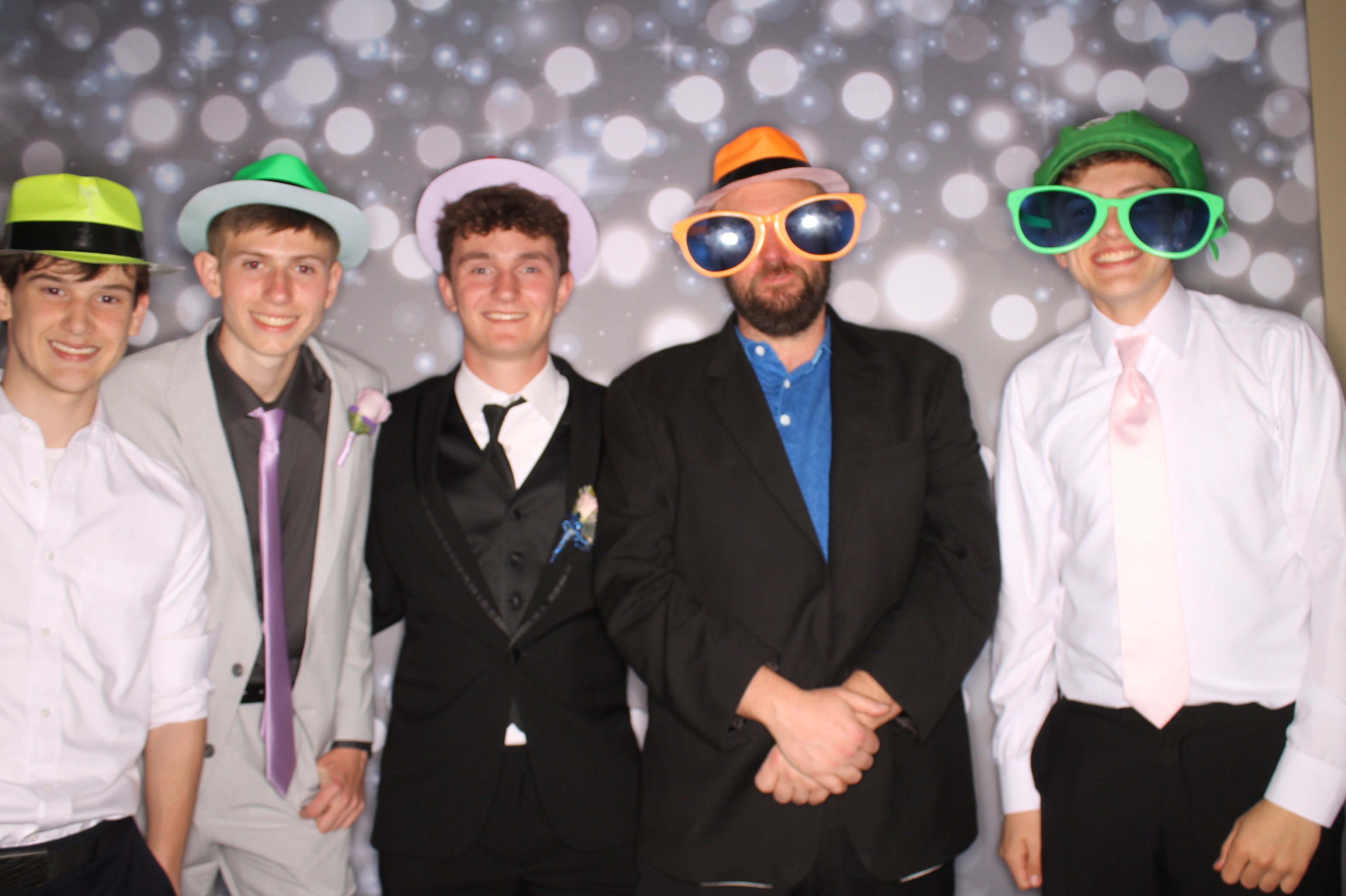 Covington Catholic Prom | View more photos from the event at gallery.photoboothcincy.com/u/PhotoBoothCincy/Covington-Catholic-Prom-1