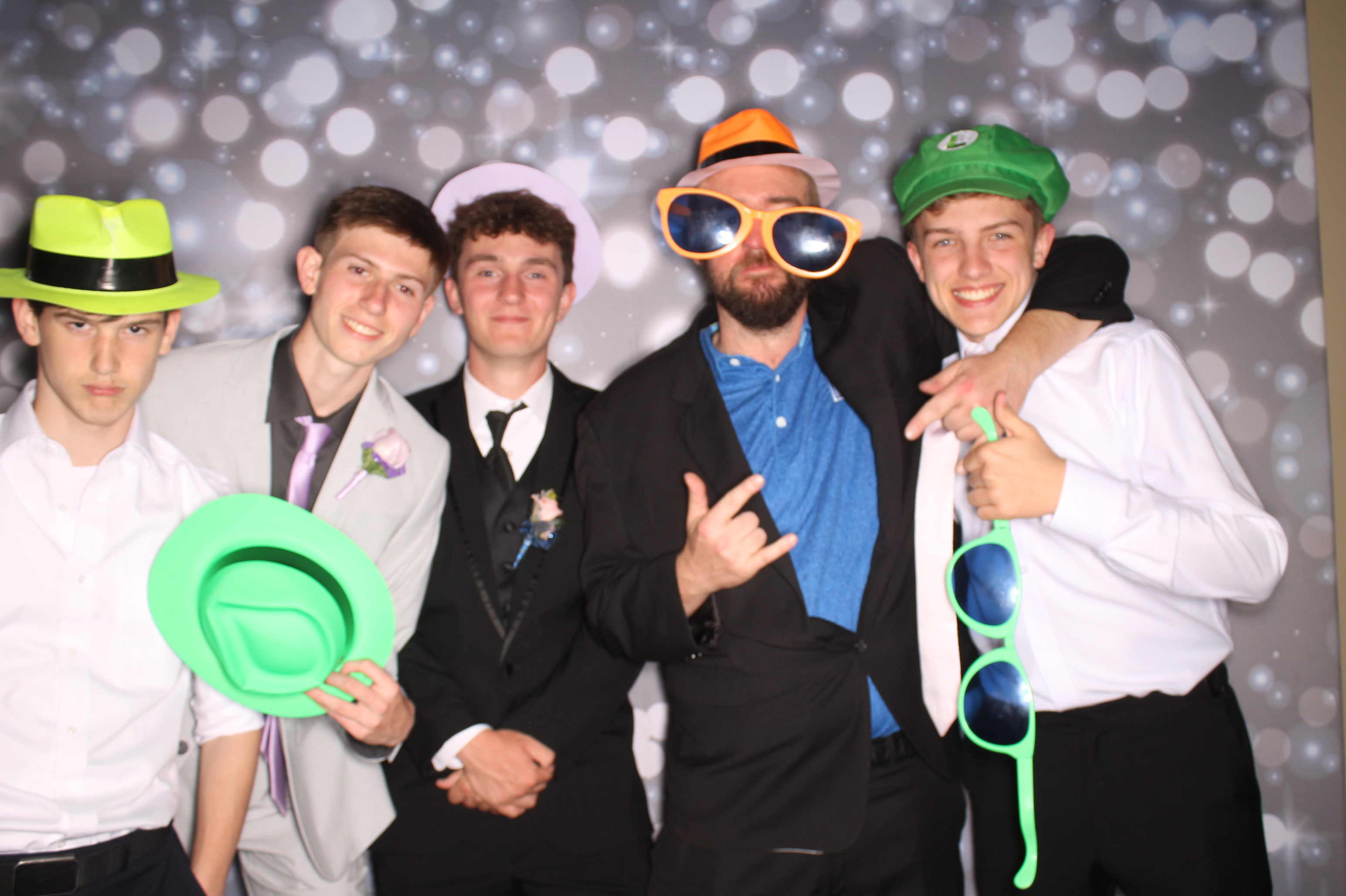 Covington Catholic Prom | View more photos from the event at gallery.photoboothcincy.com/u/PhotoBoothCincy/Covington-Catholic-Prom-1