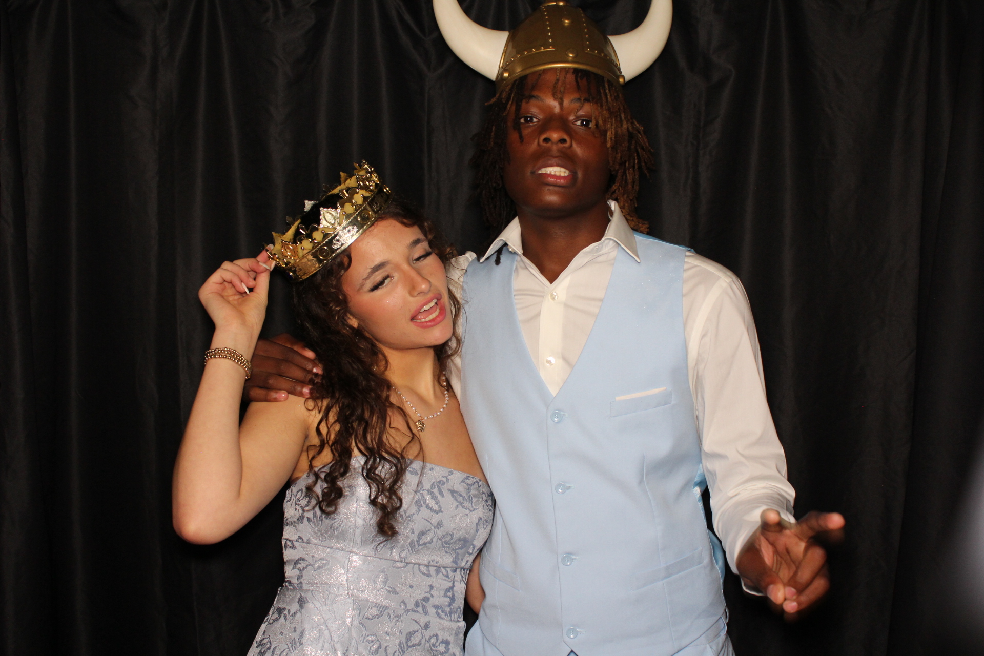 DPHS Homecoming | View more photos from the event at gallery.photoboothcincy.com/u/PhotoBoothCincy/DPHS-Homecoming