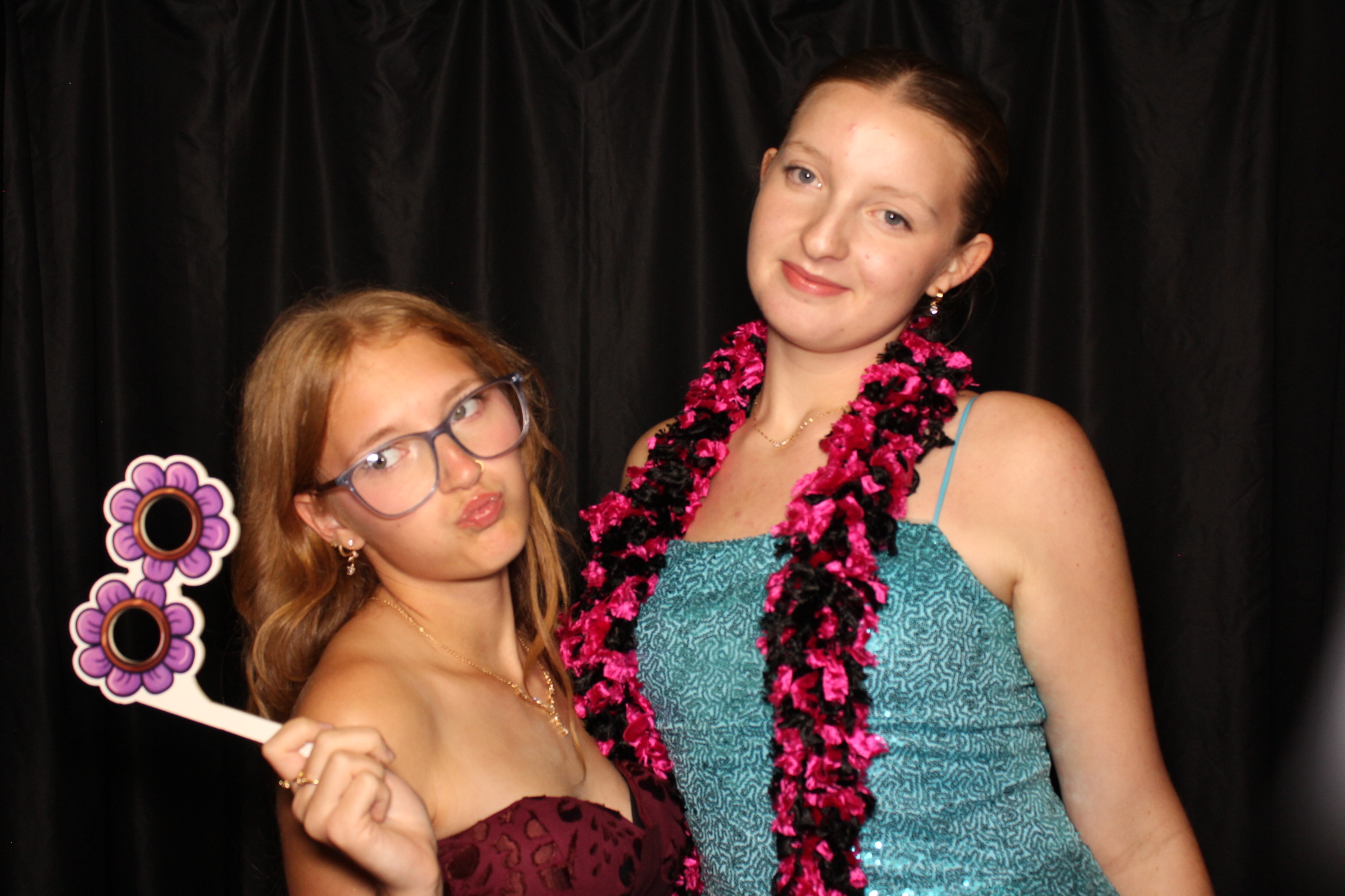 DPHS Homecoming | View more photos from the event at gallery.photoboothcincy.com/u/PhotoBoothCincy/DPHS-Homecoming