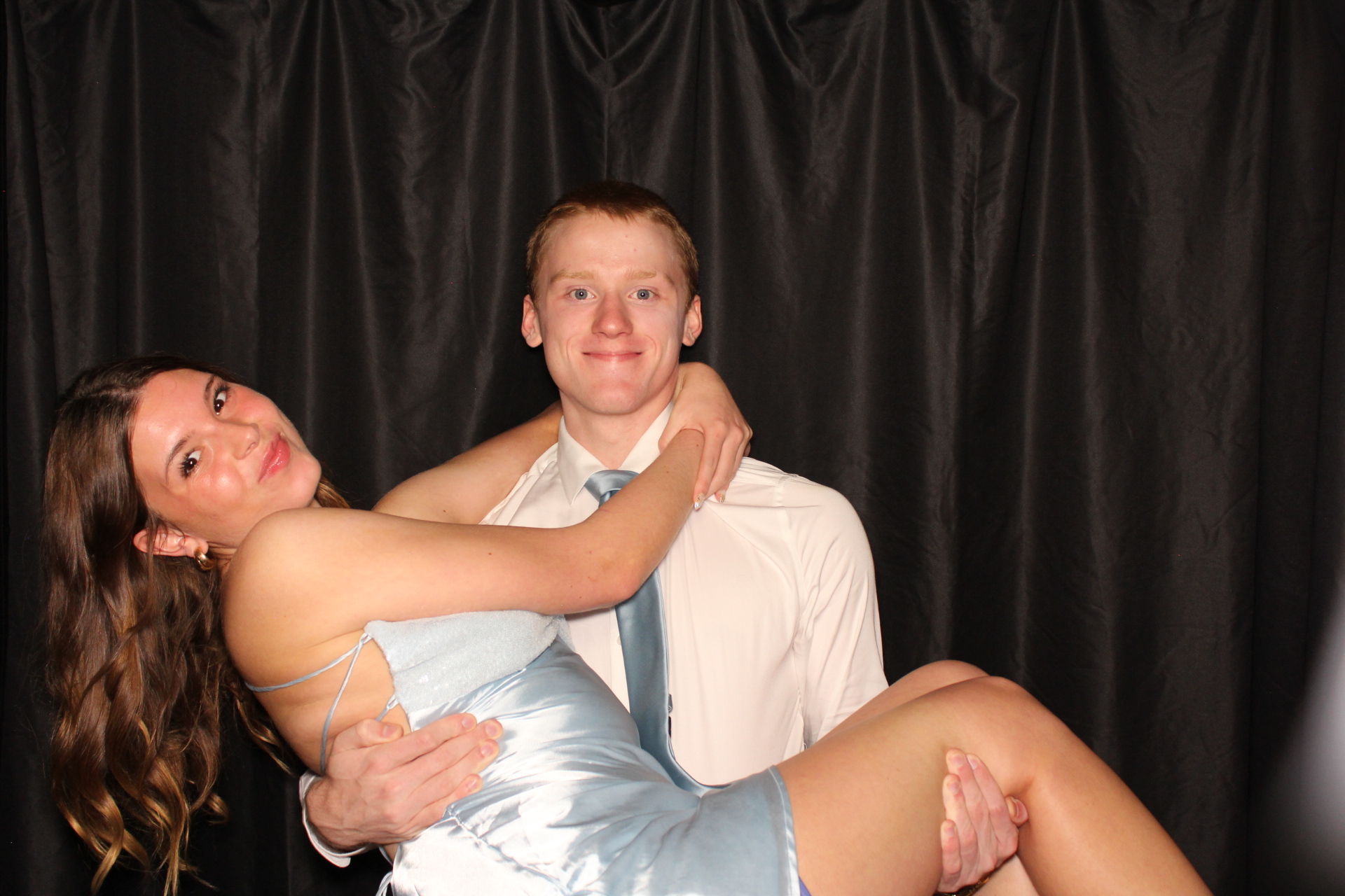DPHS Homecoming | View more photos from the event at gallery.photoboothcincy.com/u/PhotoBoothCincy/DPHS-Homecoming