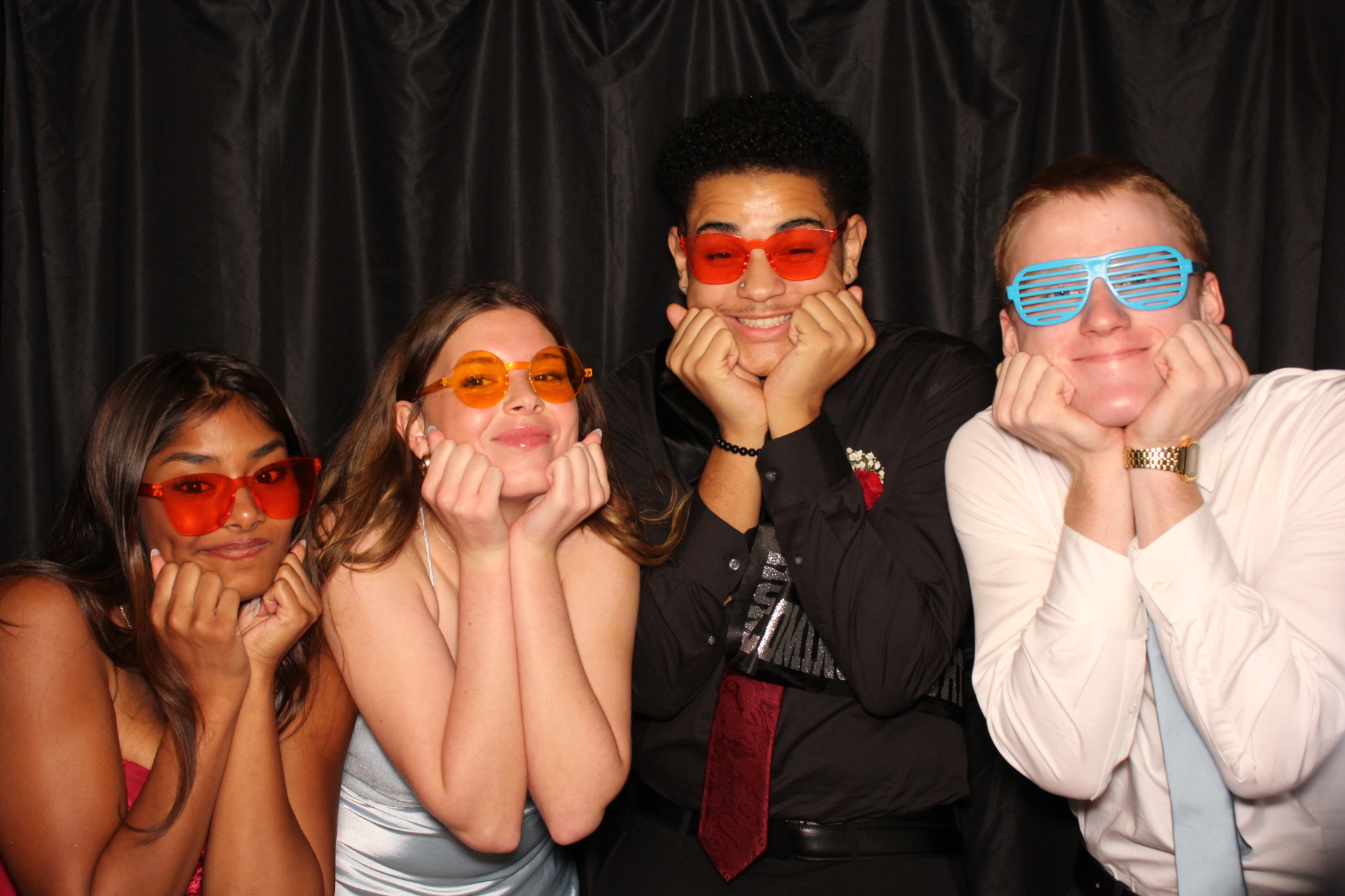 DPHS Homecoming | View more photos from the event at gallery.photoboothcincy.com/u/PhotoBoothCincy/DPHS-Homecoming