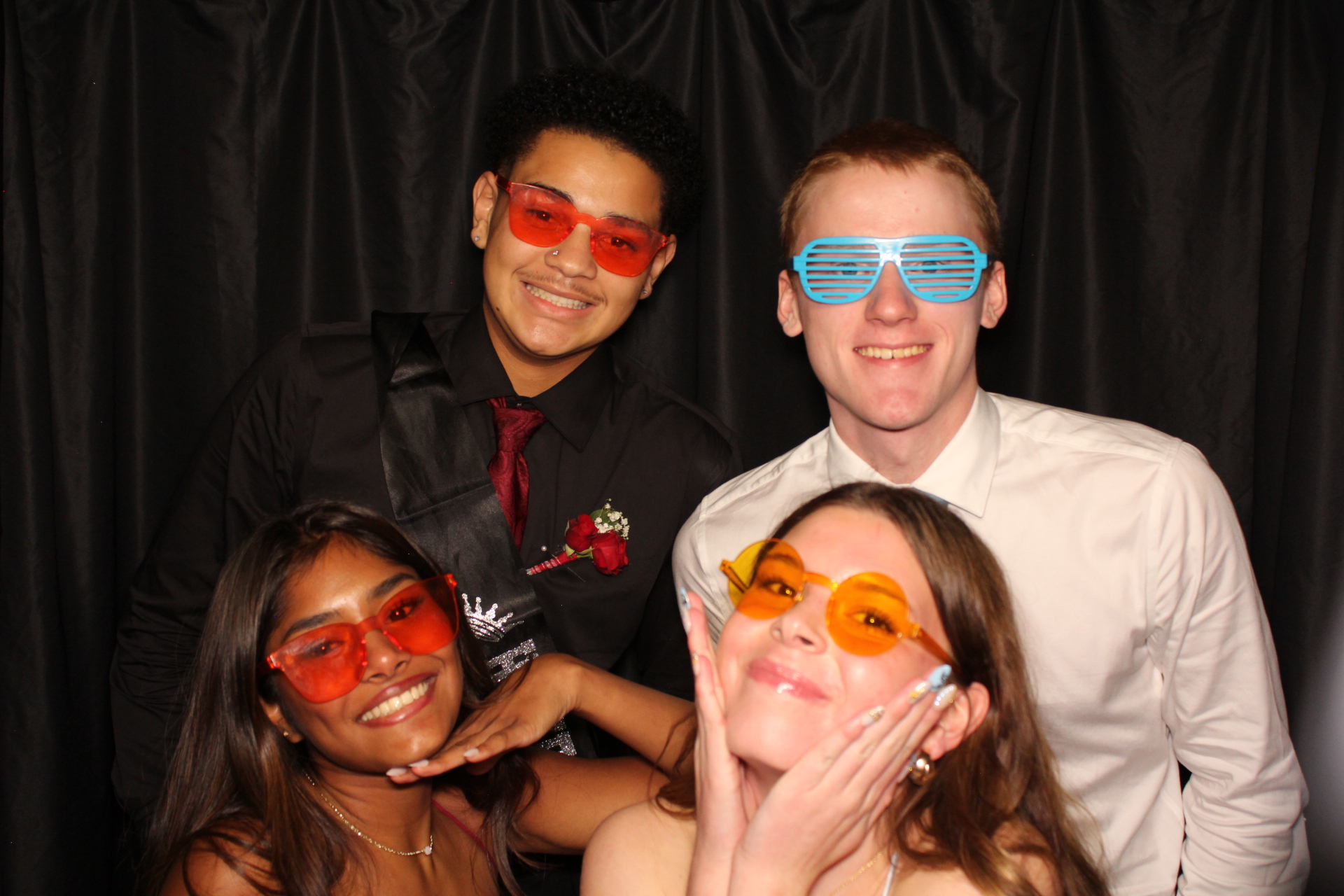 DPHS Homecoming | View more photos from the event at gallery.photoboothcincy.com/u/PhotoBoothCincy/DPHS-Homecoming