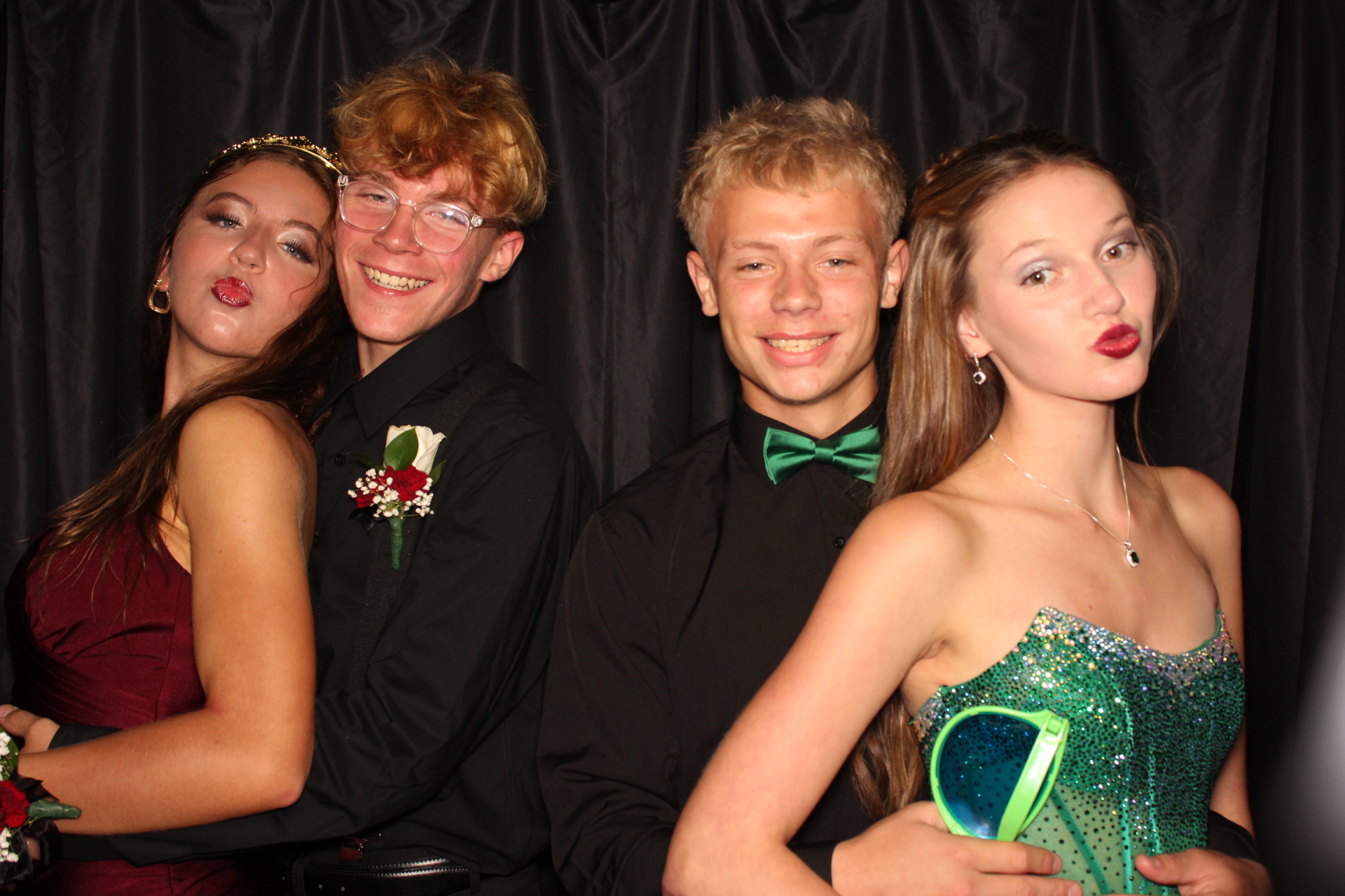DPHS Homecoming | View more photos from the event at gallery.photoboothcincy.com/u/PhotoBoothCincy/DPHS-Homecoming