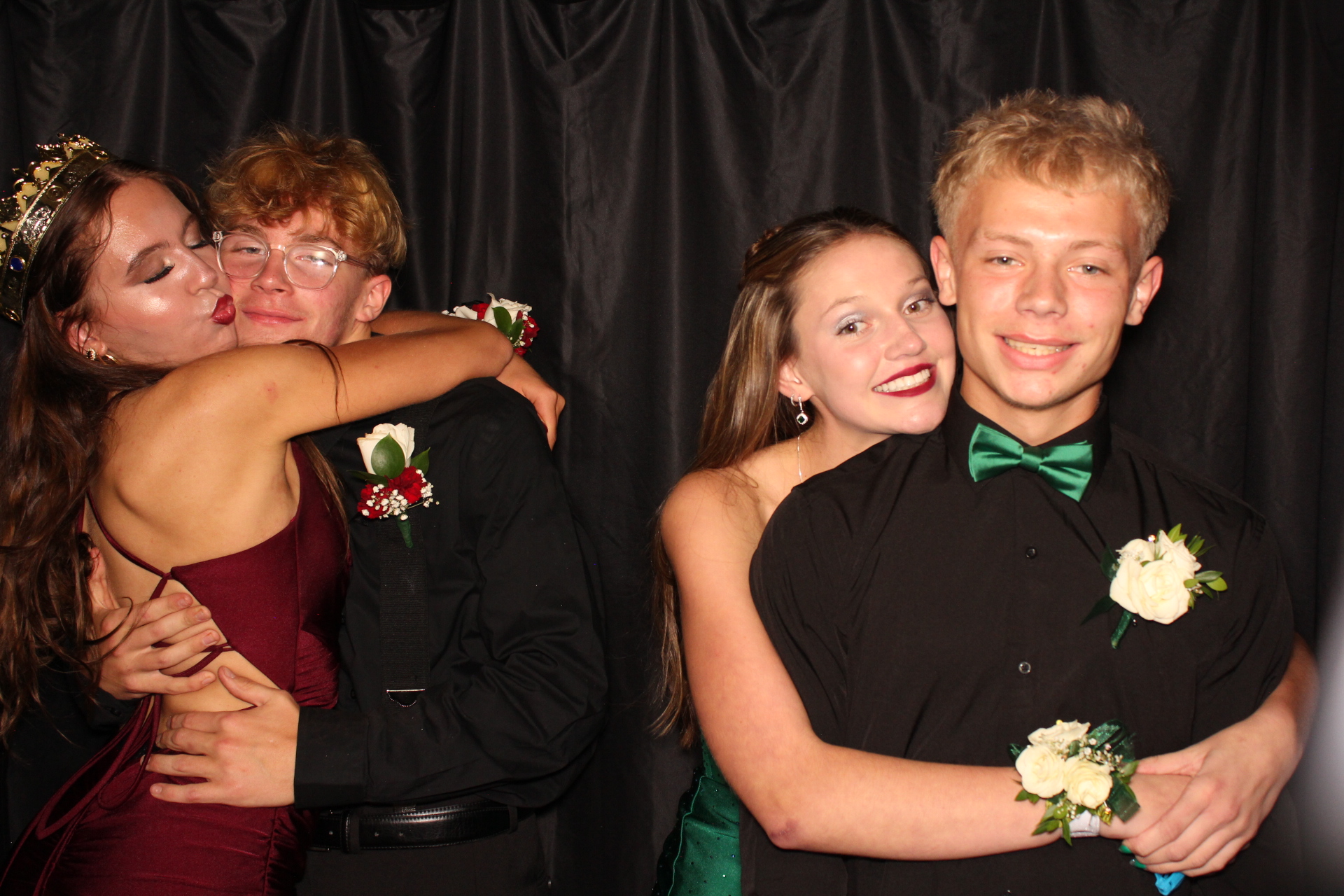 DPHS Homecoming | View more photos from the event at gallery.photoboothcincy.com/u/PhotoBoothCincy/DPHS-Homecoming